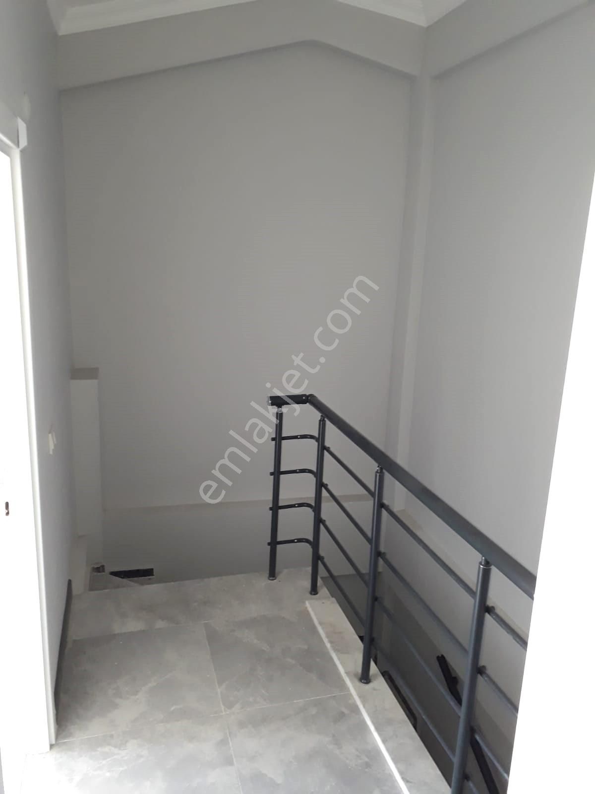Koray Lisesinin Yanında Kullanışlı 3+1 Satılık Dubleks Daire - Görsel 15