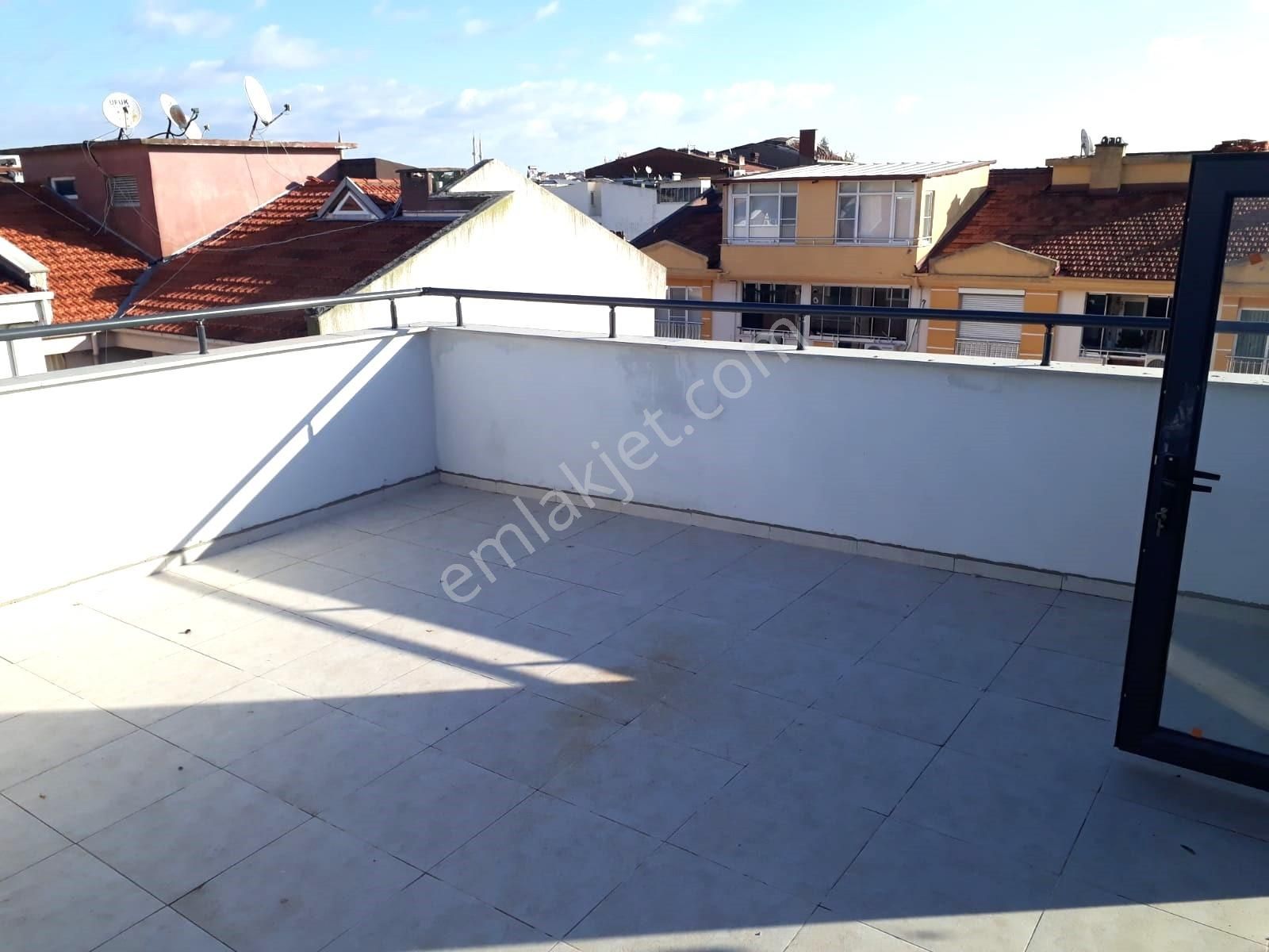 Koray Lisesinin Yanında Kullanışlı 3+1 Satılık Dubleks Daire - Görsel 9