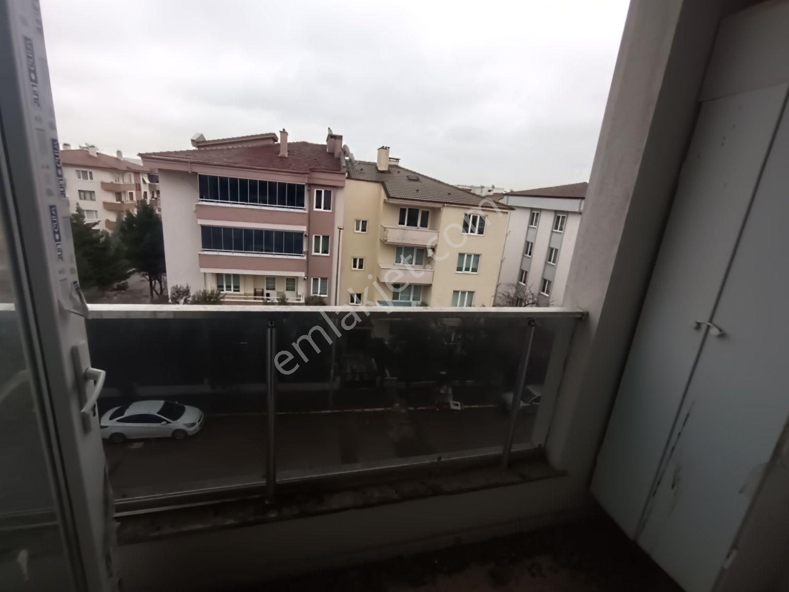 G.o.p Fahri Kiraz Lisesi Yakını 1+1 Daire - Görsel 5