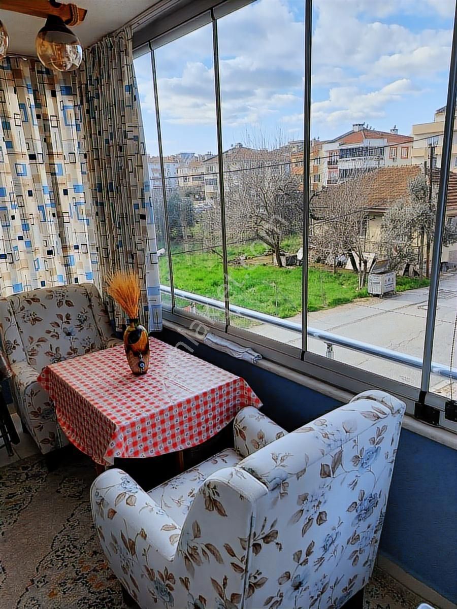 Plevne Mah.de 2+1 /11 Yaşında Arakat Daire - Görsel 2