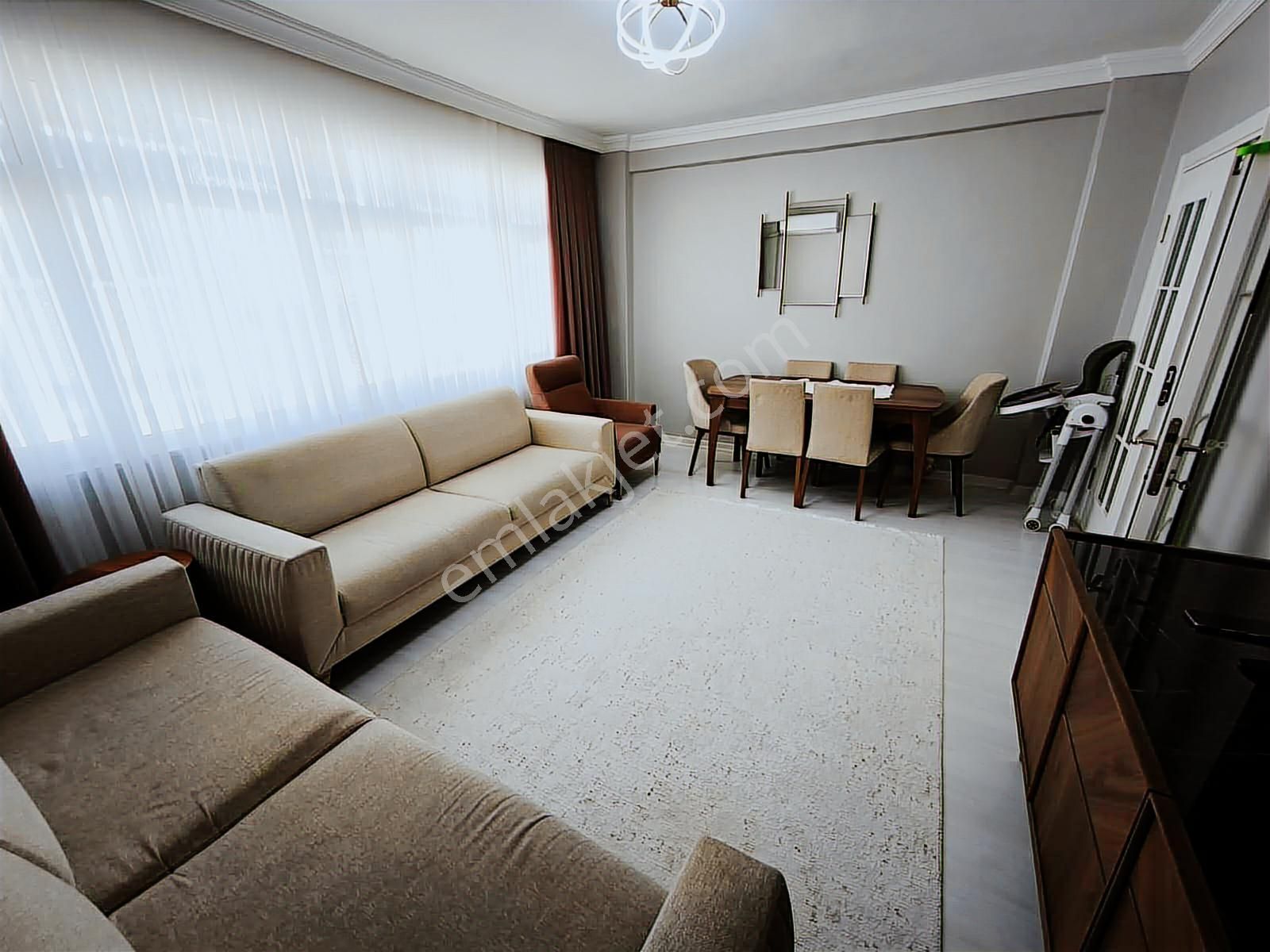 Fatih Akşemsettin'de En Üst Kat Satılık Daire