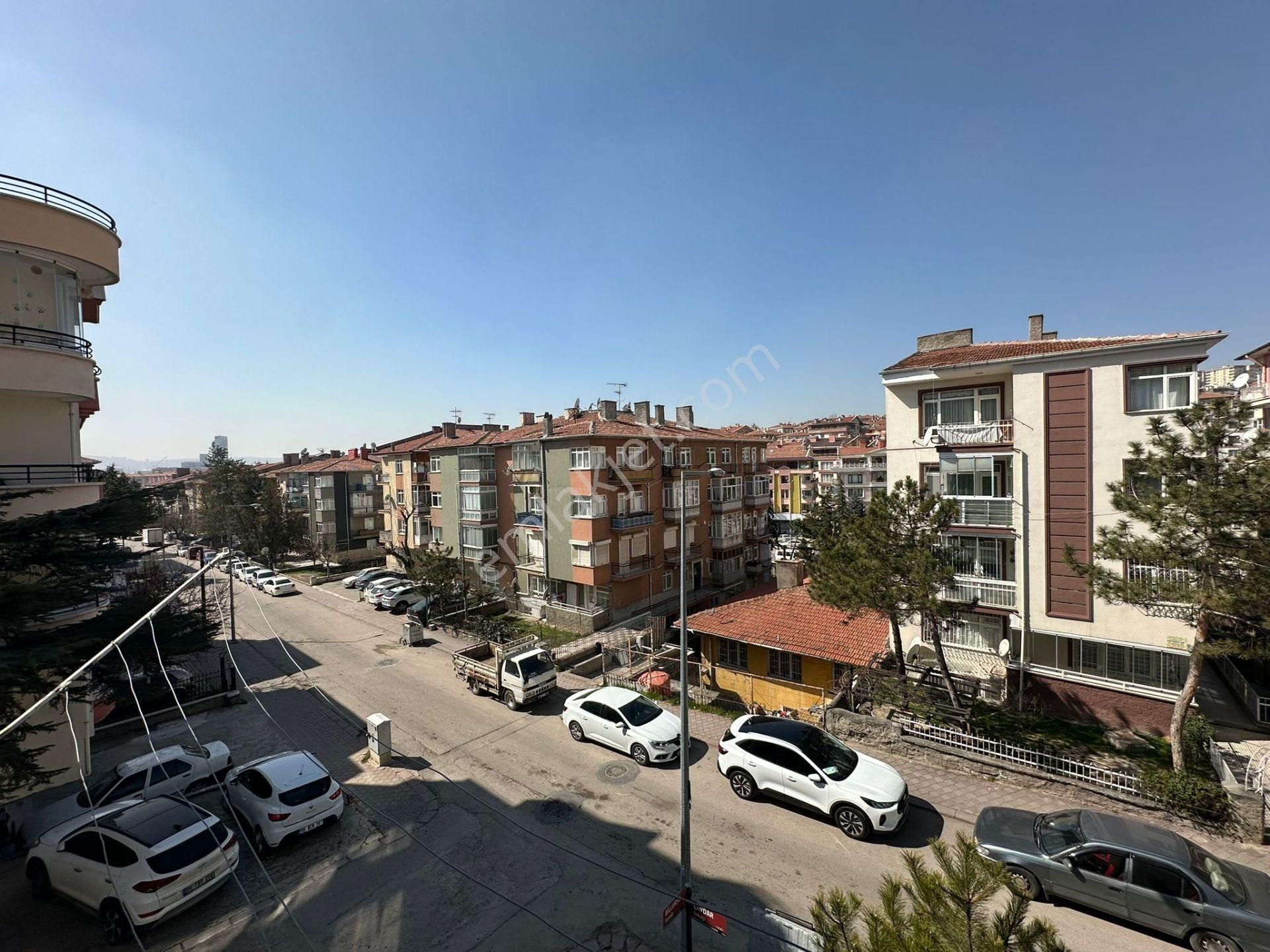 Acil ! Çavdar Sokak'da Metro Yakını 3+1 Orta Kat Ön Cep Full - Görsel 10