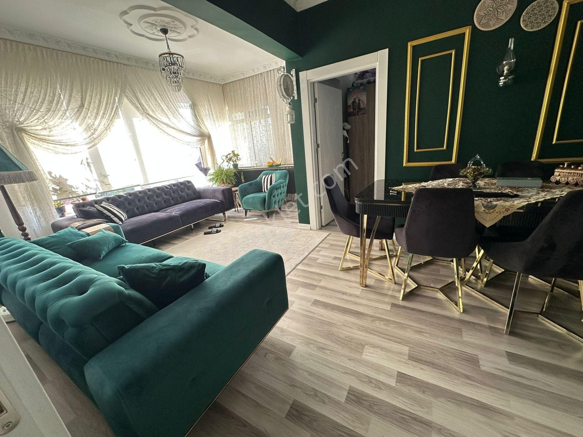 Acil ! Çavdar Sokak'da Metro Yakını 3+1 Orta Kat Ön Cep Full - Görsel 13