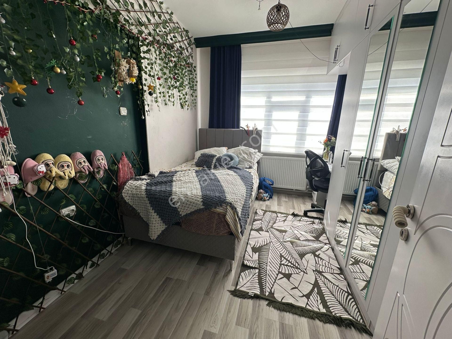 Acil ! Çavdar Sokak'da Metro Yakını 3+1 Orta Kat Ön Cep Full - Görsel 25