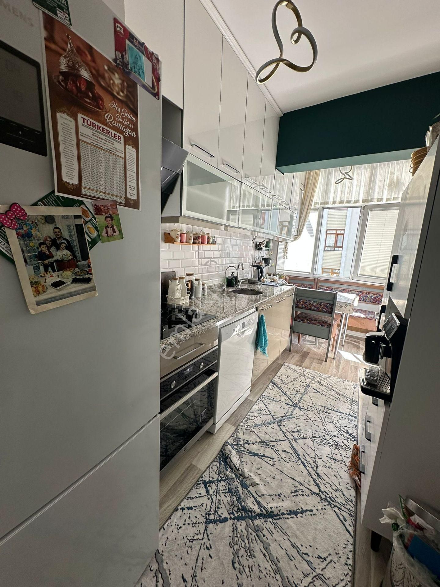 Acil ! Çavdar Sokak'da Metro Yakını 3+1 Orta Kat Ön Cep Full - Görsel 27