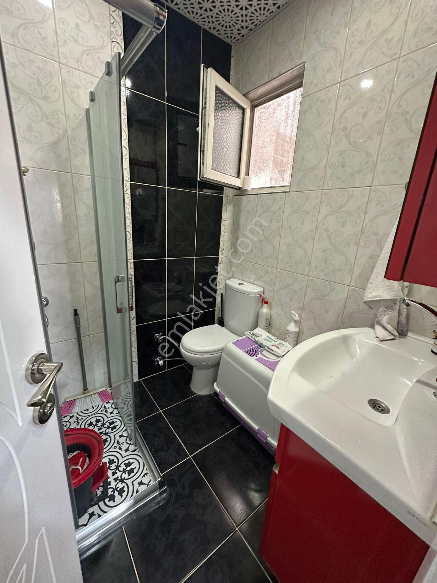 Acil ! Çavdar Sokak'da Metro Yakını 3+1 Orta Kat Ön Cep Full - Görsel 4