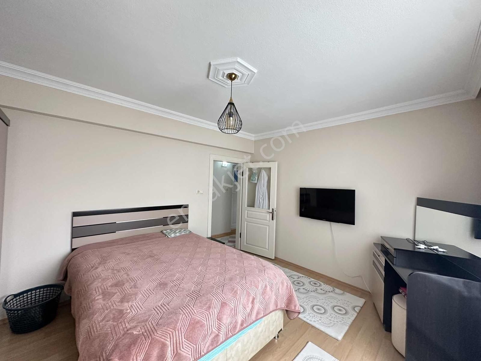 Lerox Uçar Emine Aker'den Masrafsız Dubleks Daire - Görsel 9