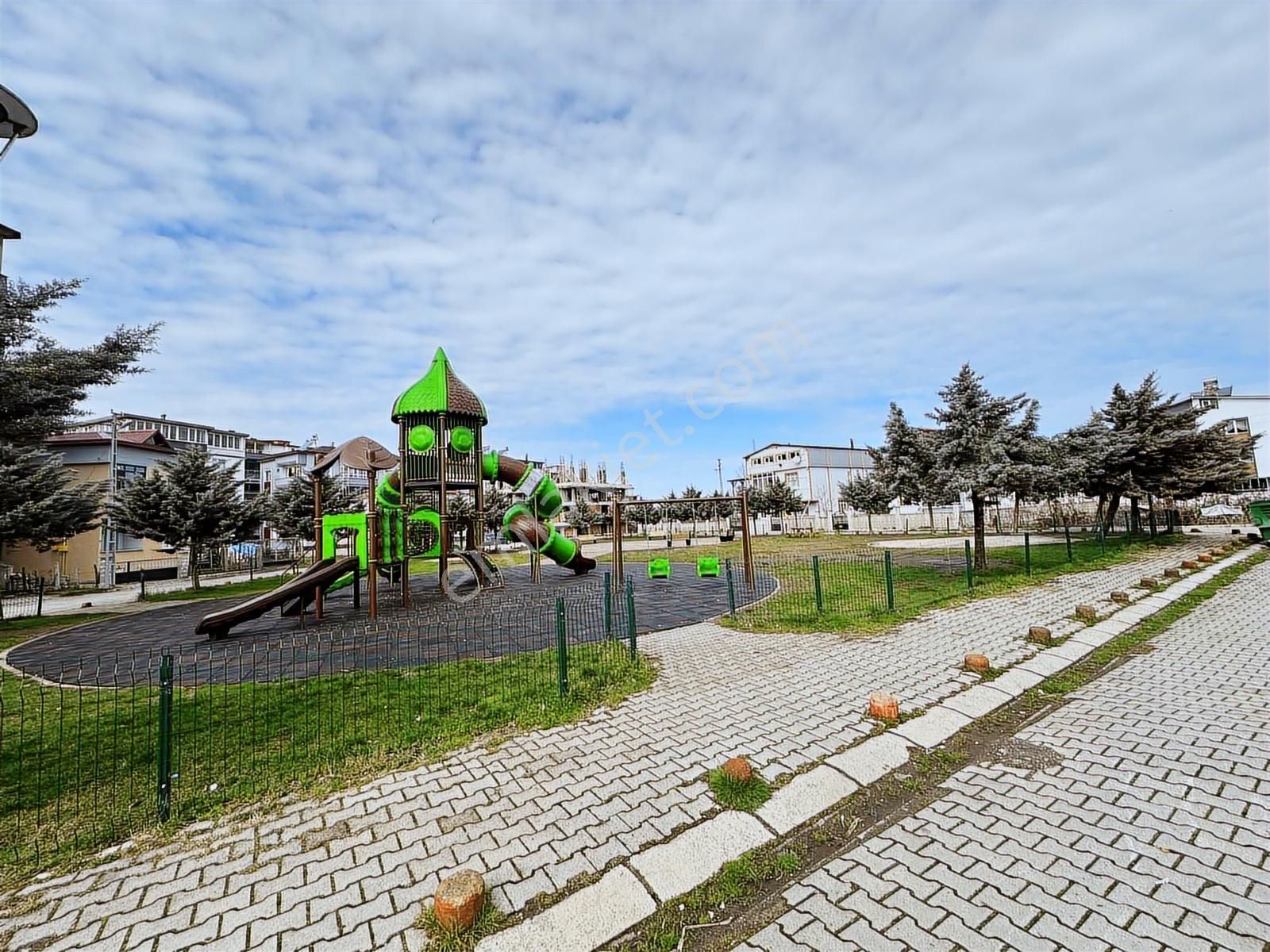 Lerox Uçar Emine Aker'den Masrafsız Dubleks Daire - Görsel 15