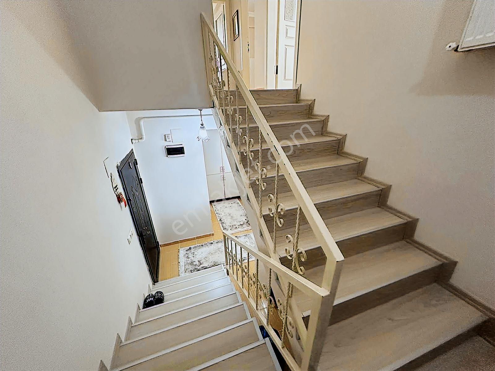 Lerox Uçar Emine Aker'den Masrafsız Dubleks Daire - Görsel 14