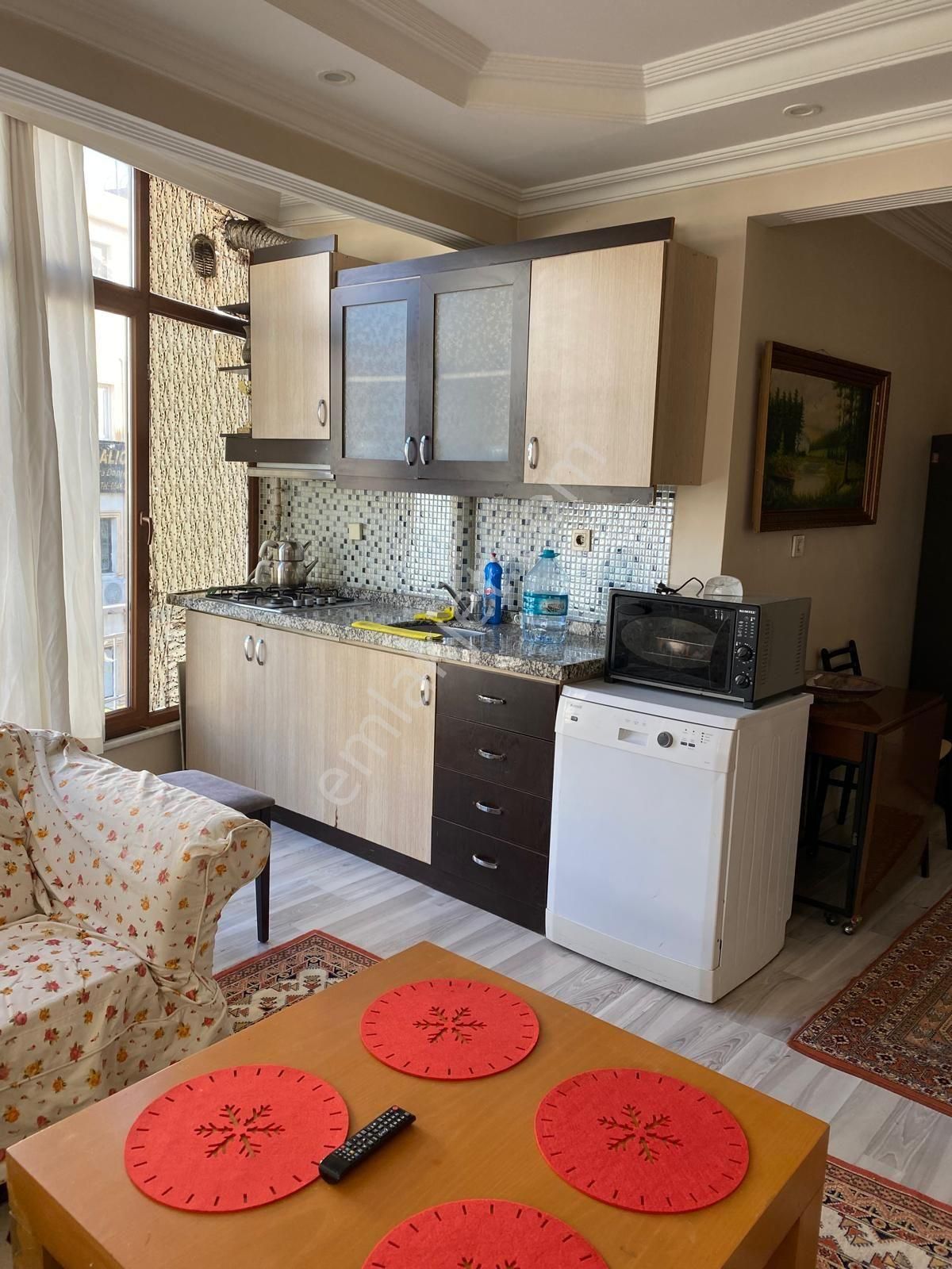 S.evler Meydanda Metro Metrobüse 1dk. 2+1 Ve 1+1 Full Eşyalı Lüx 2 Daire Ayni Katta - Görsel 3