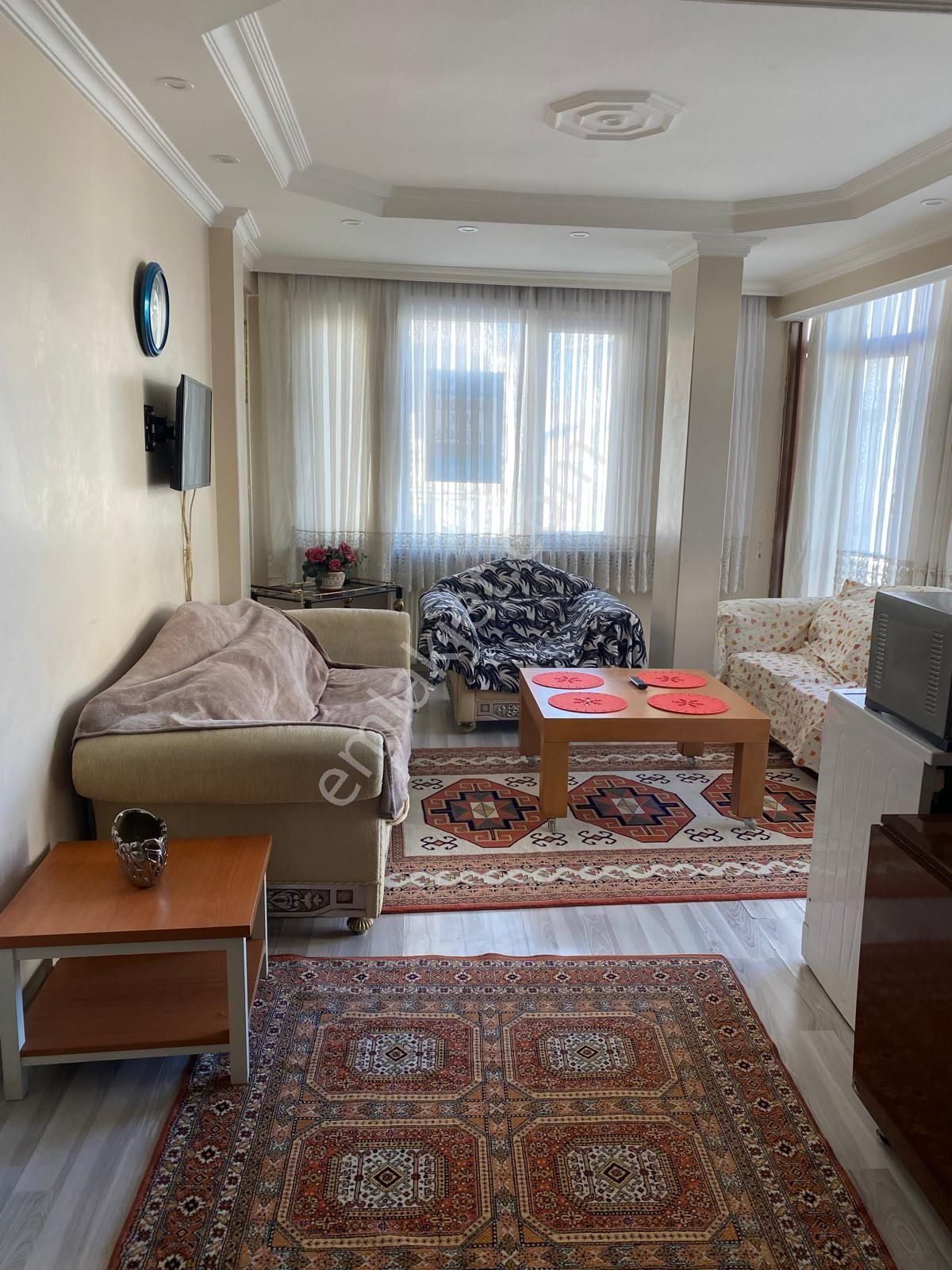 S.evler Meydanda Metro Metrobüse 1dk. 2+1 Ve 1+1 Full Eşyalı Lüx 2 Daire Ayni Katta