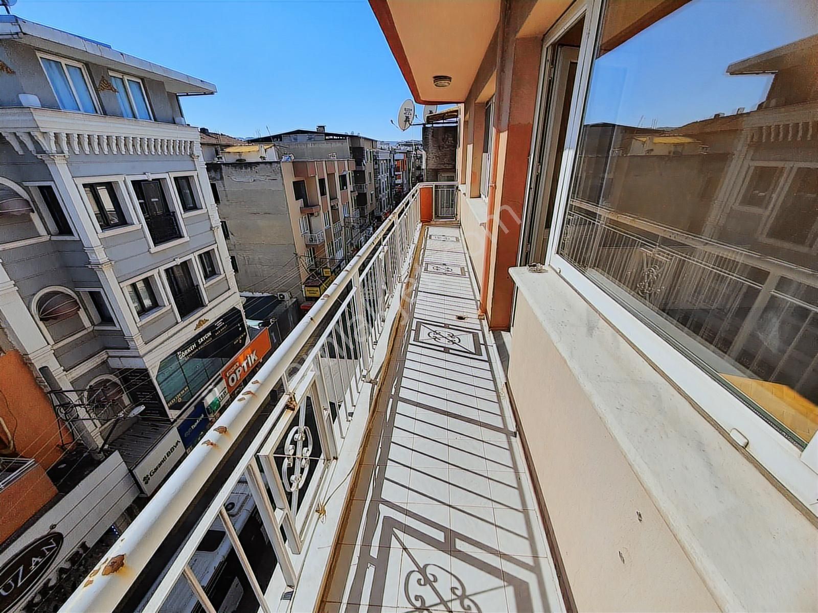 Buca Kozağaç Mah. Merkezi Konumda Geniş 4+1 Kiralık Daire - Görsel 15