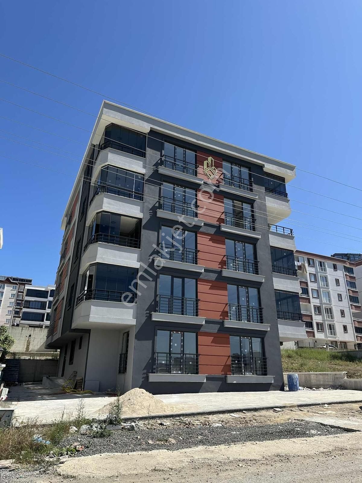 Samet'ten Mevlana Mah Satılık Giriş Kat 1+1 Daire - Görsel 3