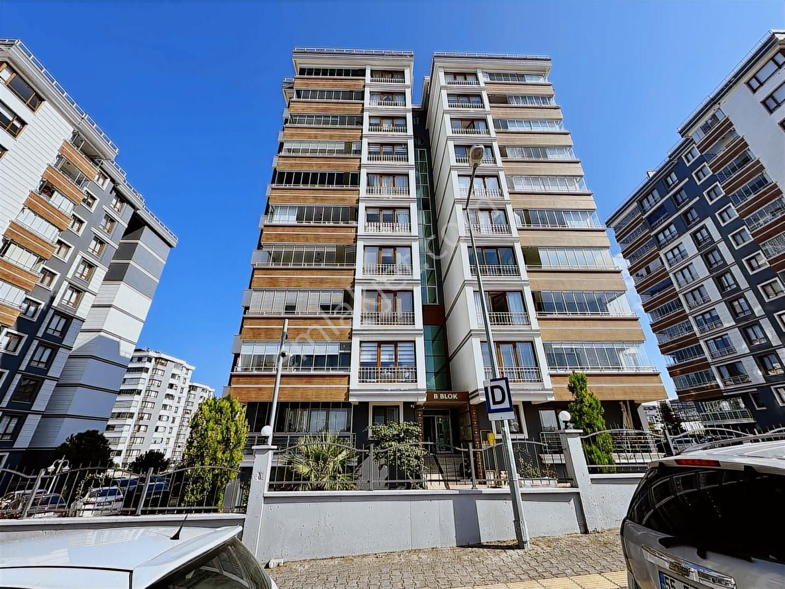 Celal Dinlenmez'den Deniz Doğa Manzaralı Geniş Düblex