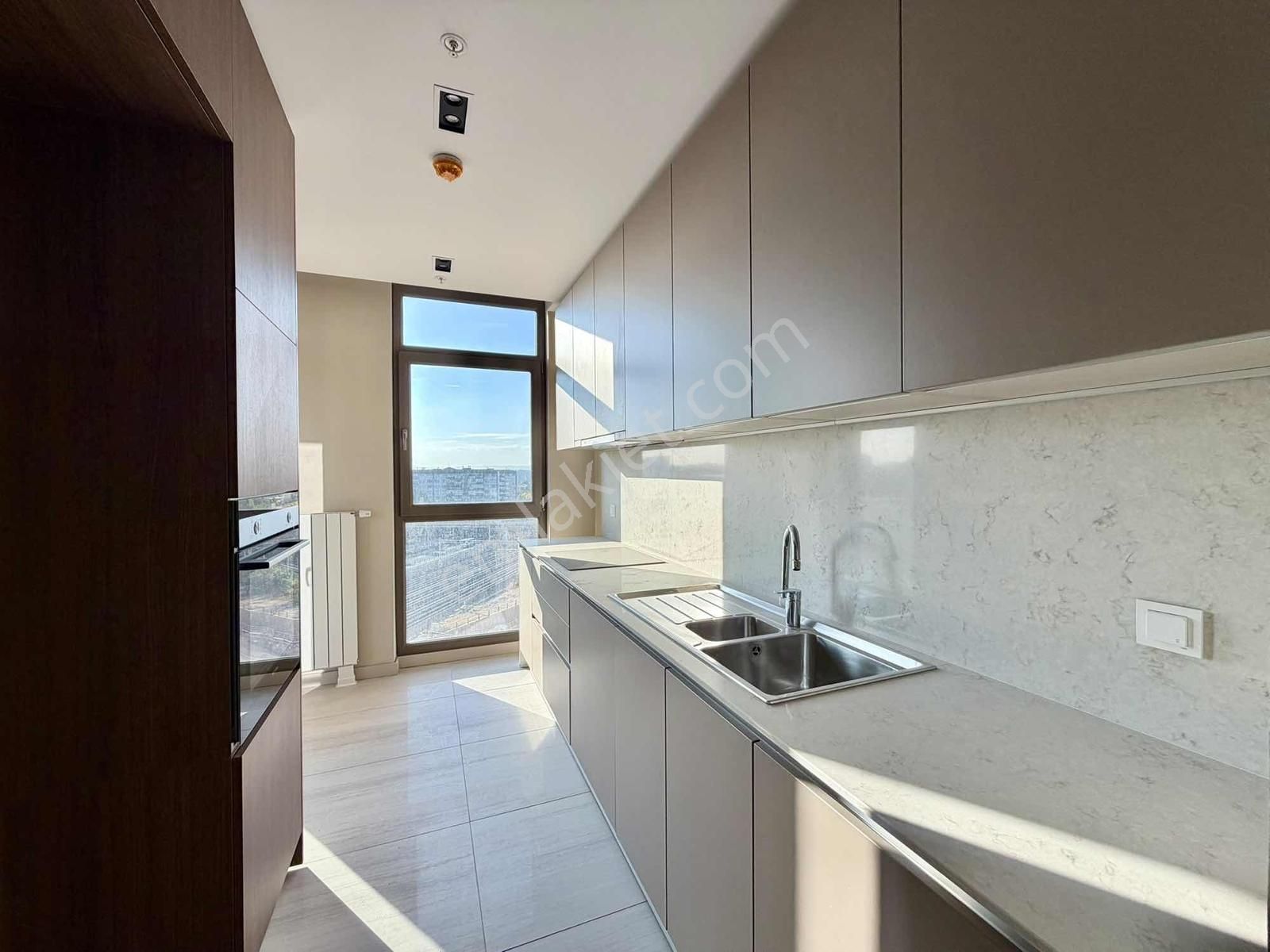 Merkez Ankara Kiralık Lüks Mutfak Salon Ayrı 2+1 Manzaralı Daire - Görsel 8