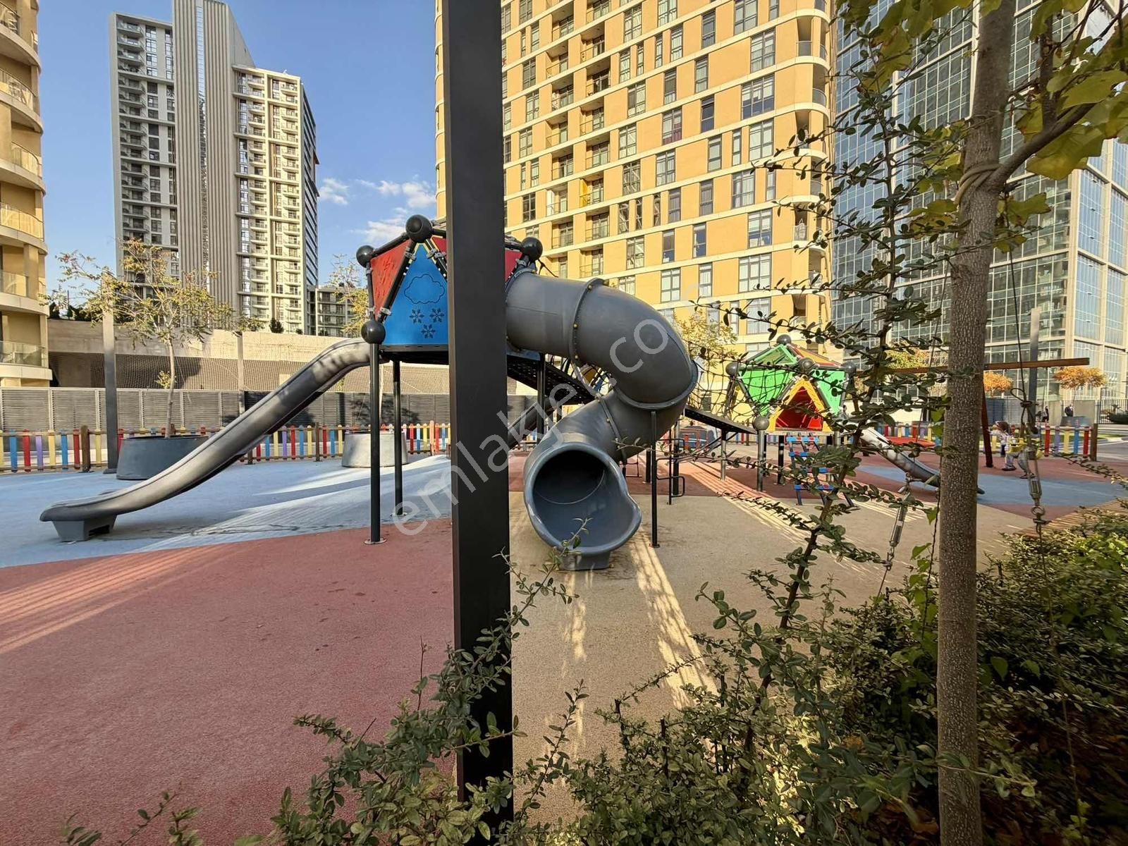 Merkez Ankara Kiralık Lüks Mutfak Salon Ayrı 2+1 Manzaralı Daire - Görsel 21