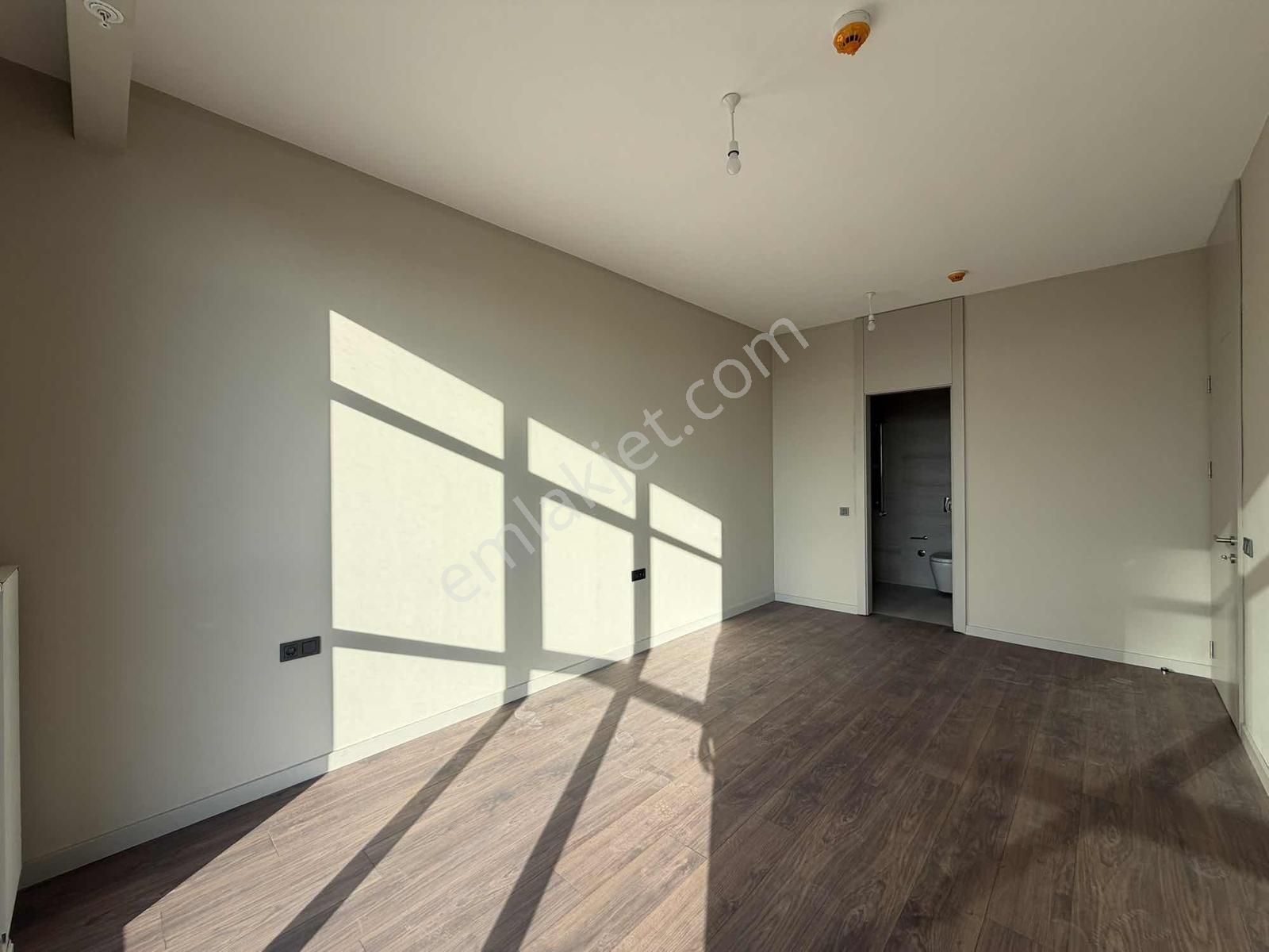 Merkez Ankara Kiralık Lüks Mutfak Salon Ayrı 2+1 Manzaralı Daire - Görsel 27