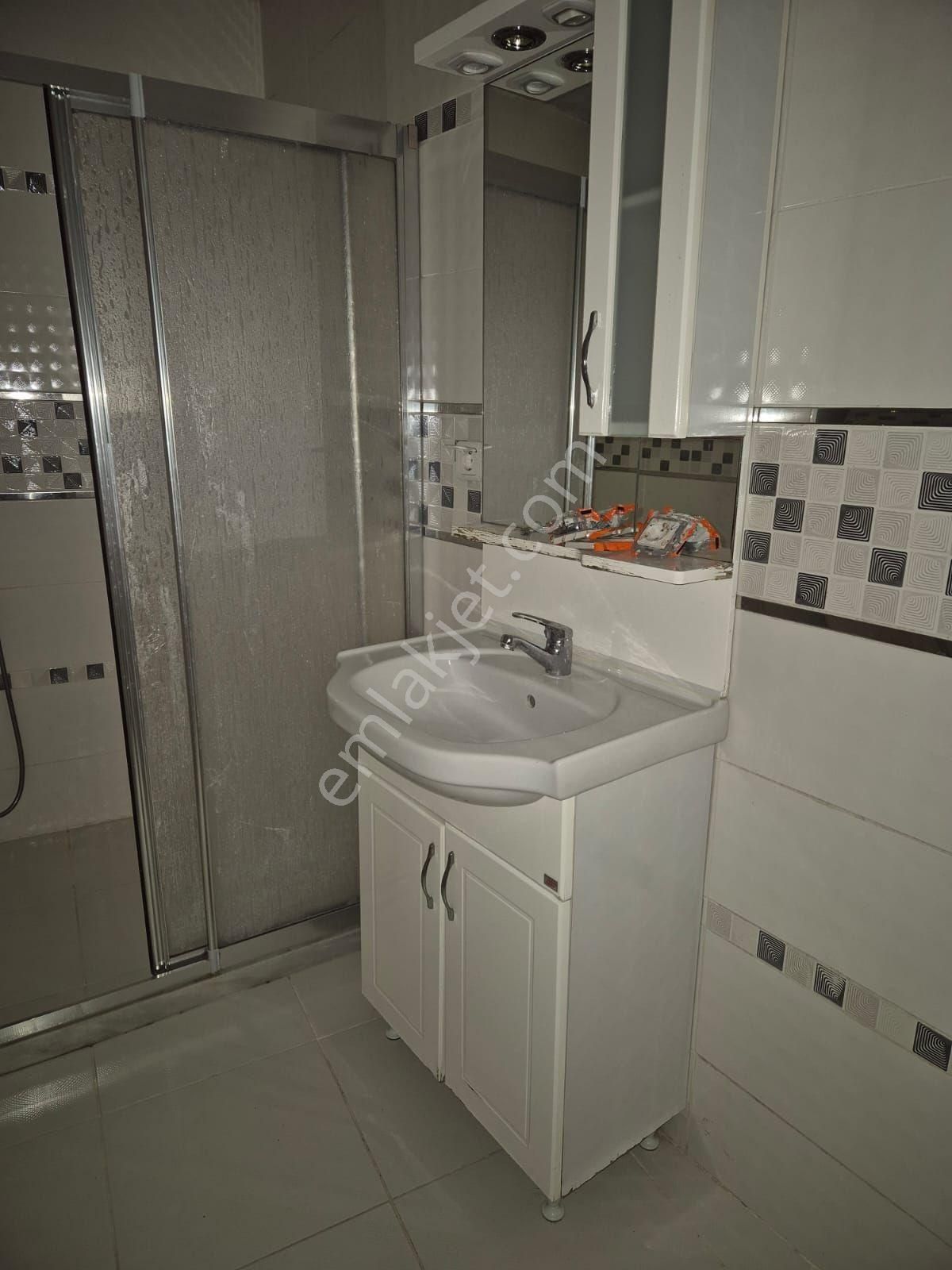 Büyükçekmece Celaliyede Kiralık 2+1 .85 M 1.kat Masrafsız Daire - Görsel 13