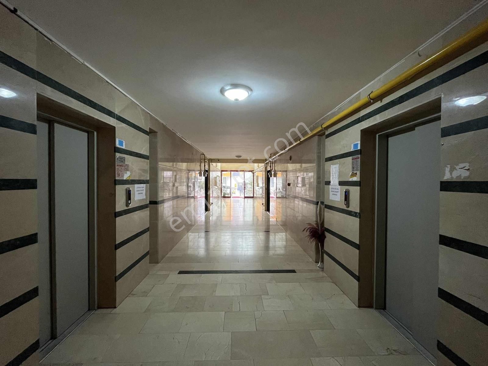 Satılık | Körfez Mahallesinde Deniz Manzaralı 2+1 Daire - Görsel 22