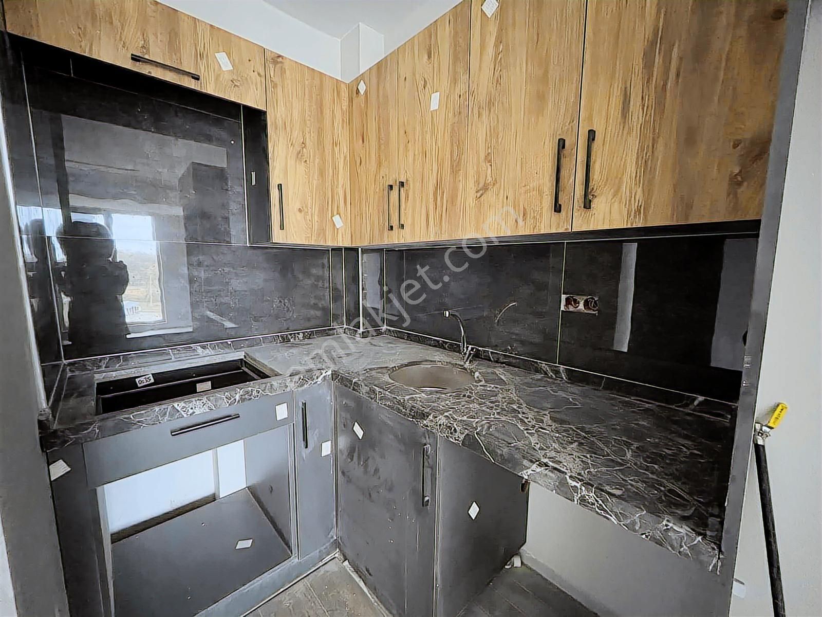 Atakum' Da Havuzlu Site İçinde Lüks 1+1 - Görsel 10