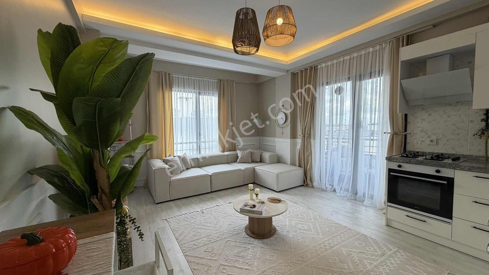 Satılık | Körfez Kombi C.balkon Y.ısıtmalı Full Eşyalı 1+1