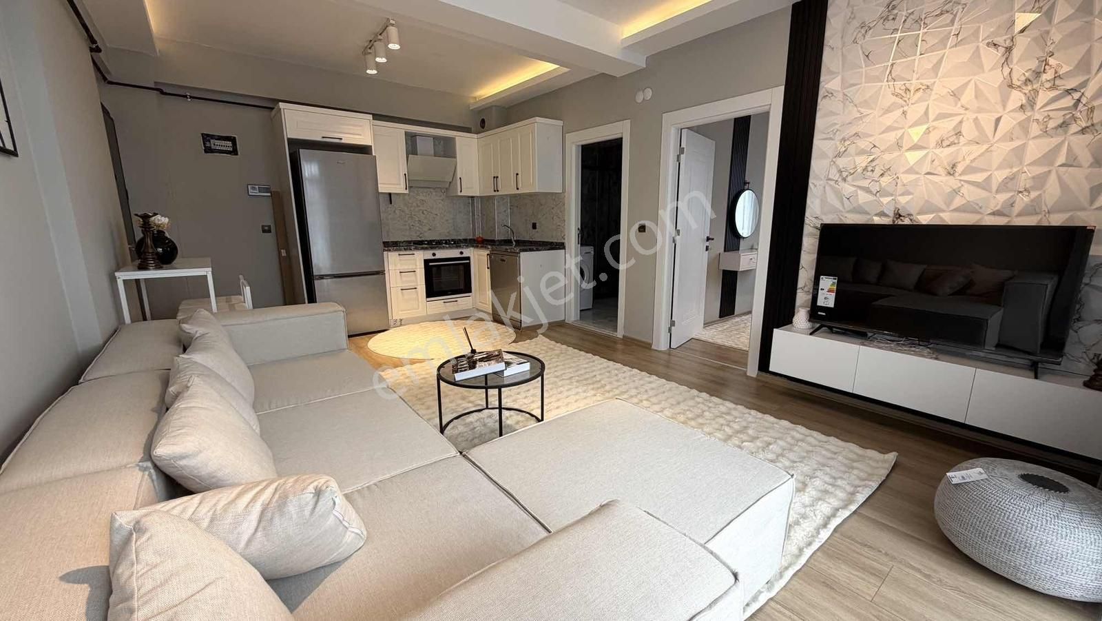 Satılık | Körfez'de Sıfır Eşyalı Geniş Manzaralı 1+1