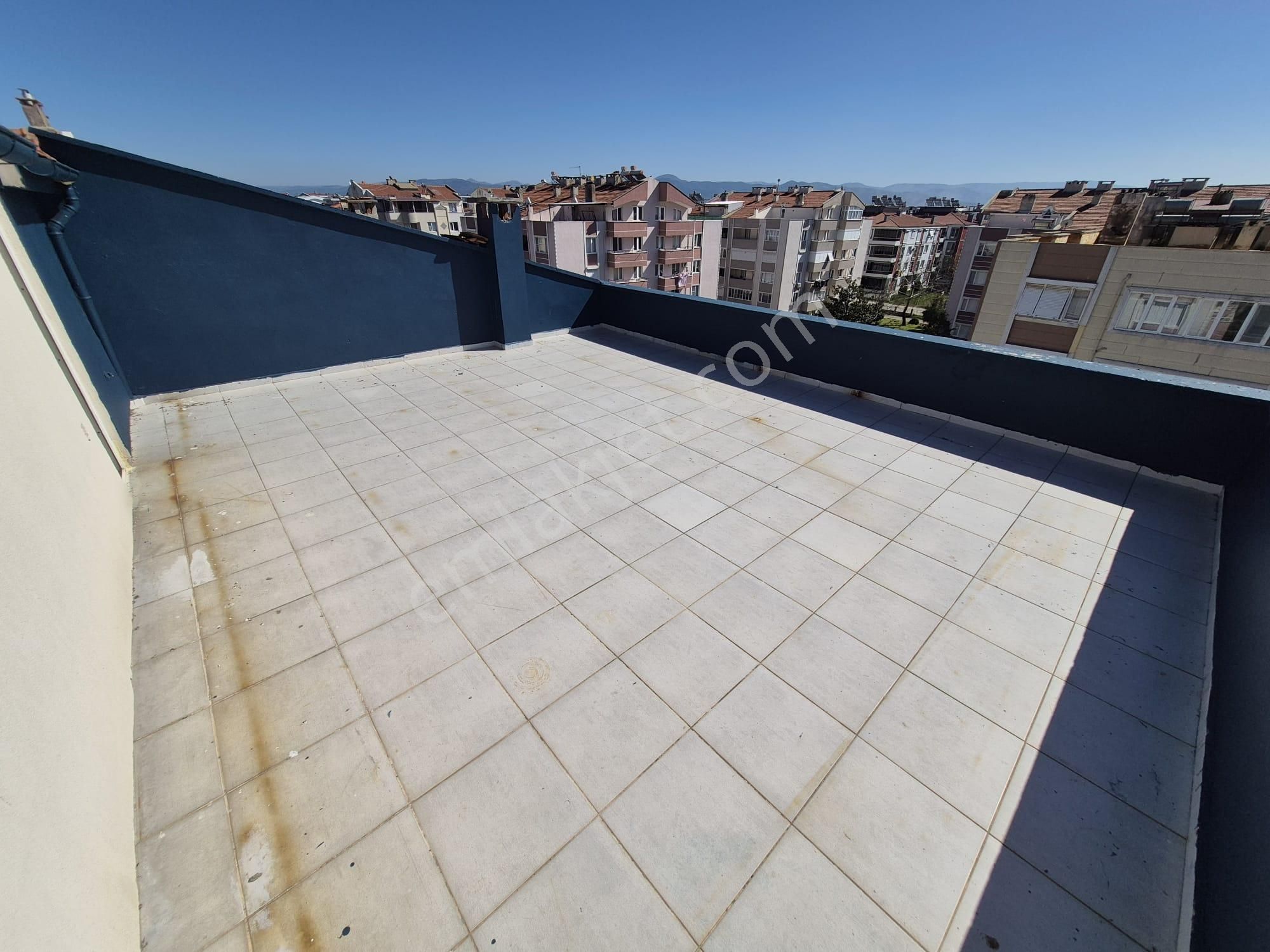 Balıkesir Altınkum'da Satılık Köşe Asansörlü 5+1 Dublkes Daire - Görsel 28