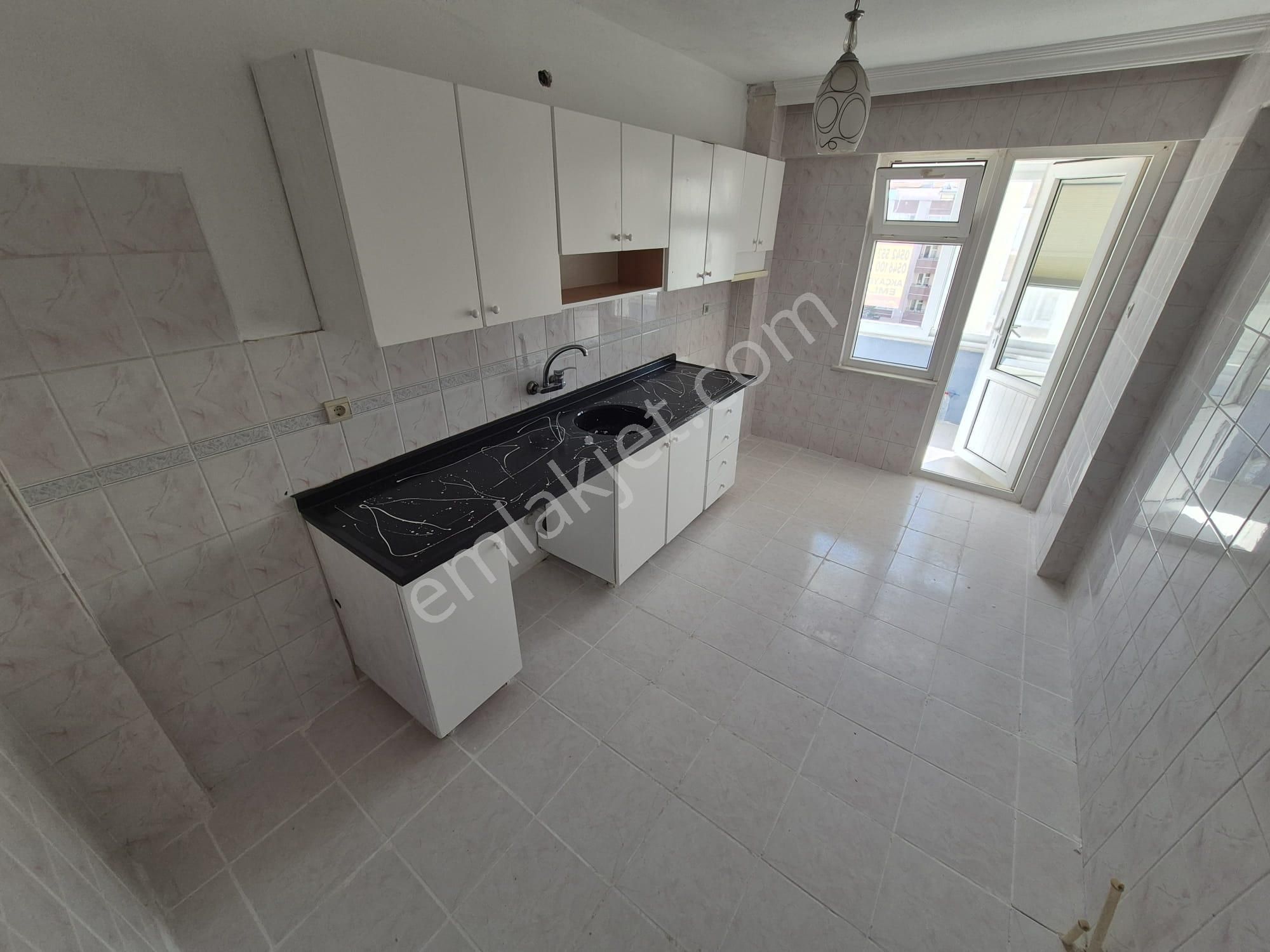 Balıkesir Altınkum'da Satılık Köşe Asansörlü 5+1 Dublkes Daire - Görsel 9