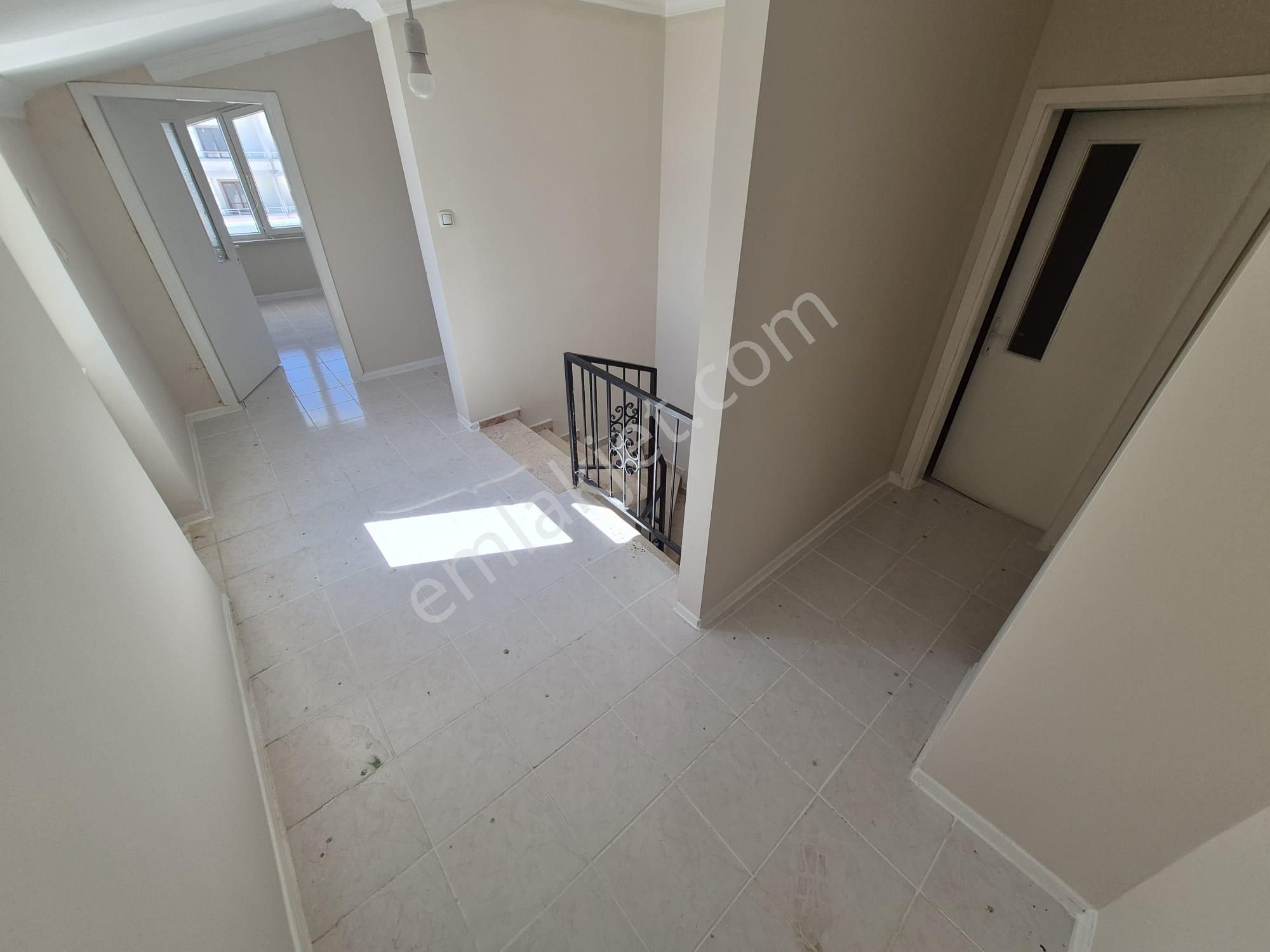 Balıkesir Altınkum'da Satılık Köşe Asansörlü 5+1 Dublkes Daire - Görsel 15