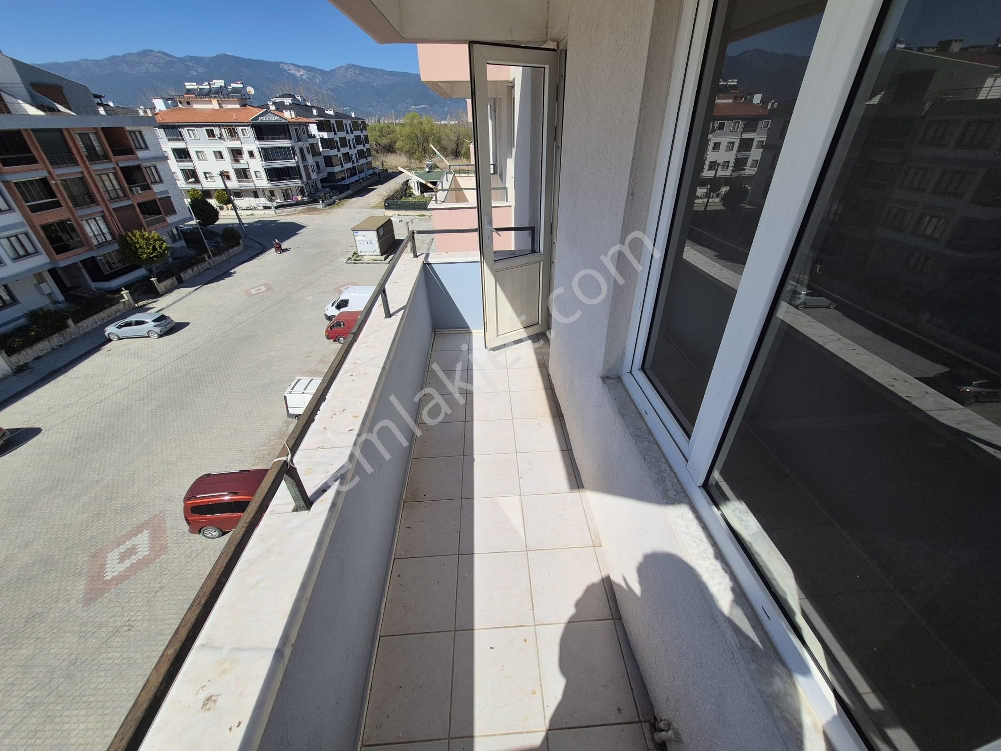 Balıkesir Altınkum'da Satılık Köşe Asansörlü 5+1 Dublkes Daire - Görsel 21