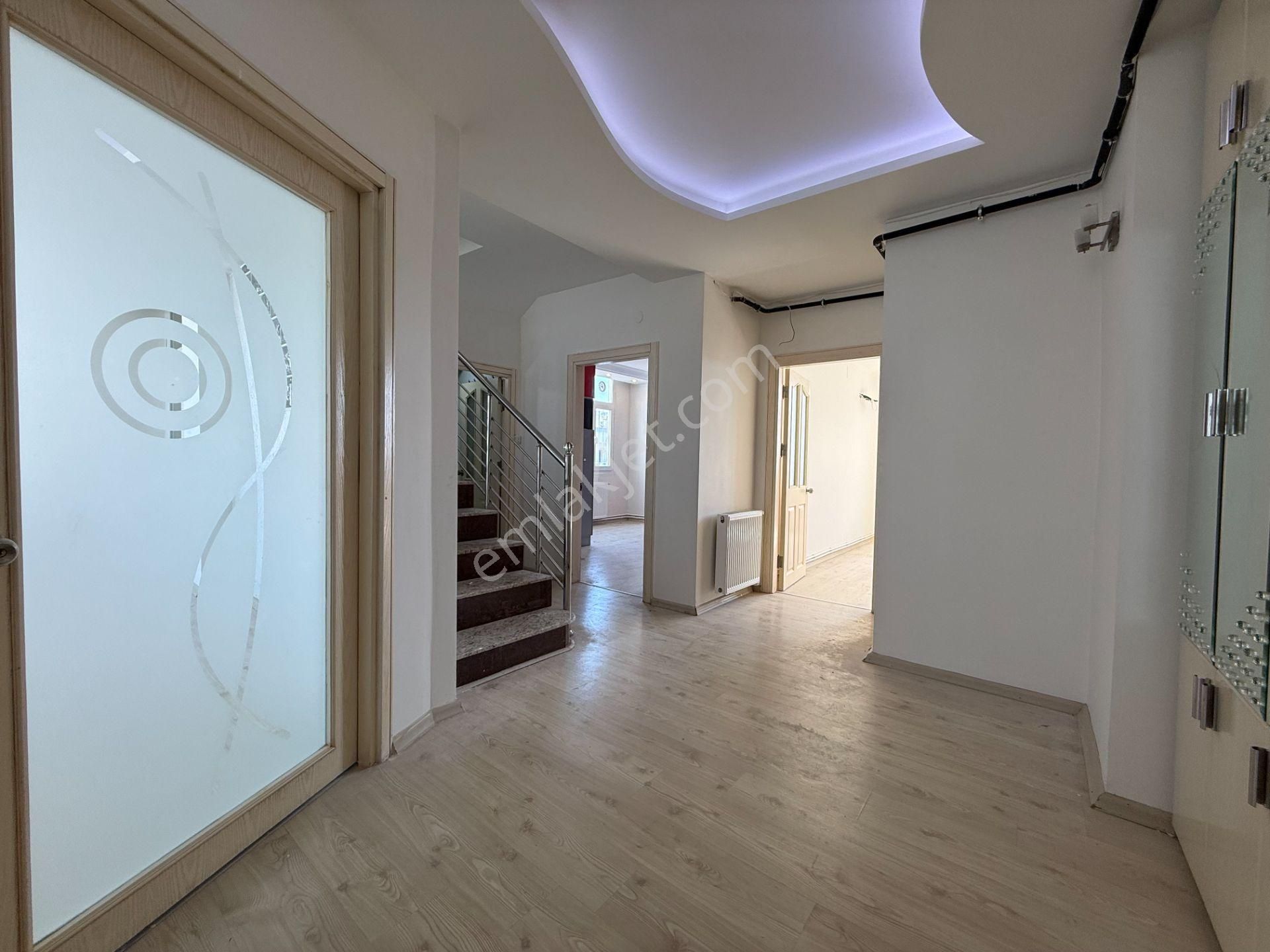 Turgut Özal'da 5+1 330 M2 Dubleks Yatırımlık Satılık Daire - Görsel 4