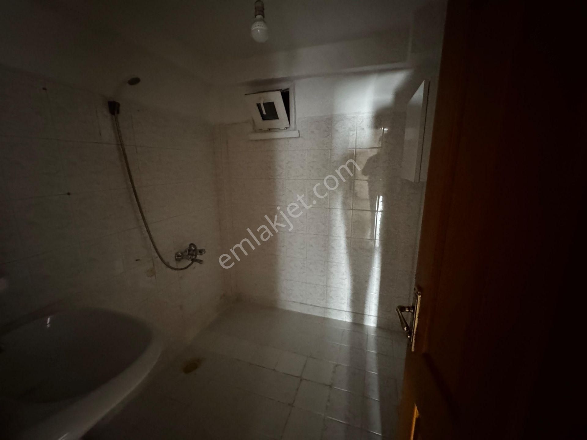 Es-as Emlaktan Selçukluda Ara Katta 3+1 Kiralık Daire - Görsel 30
