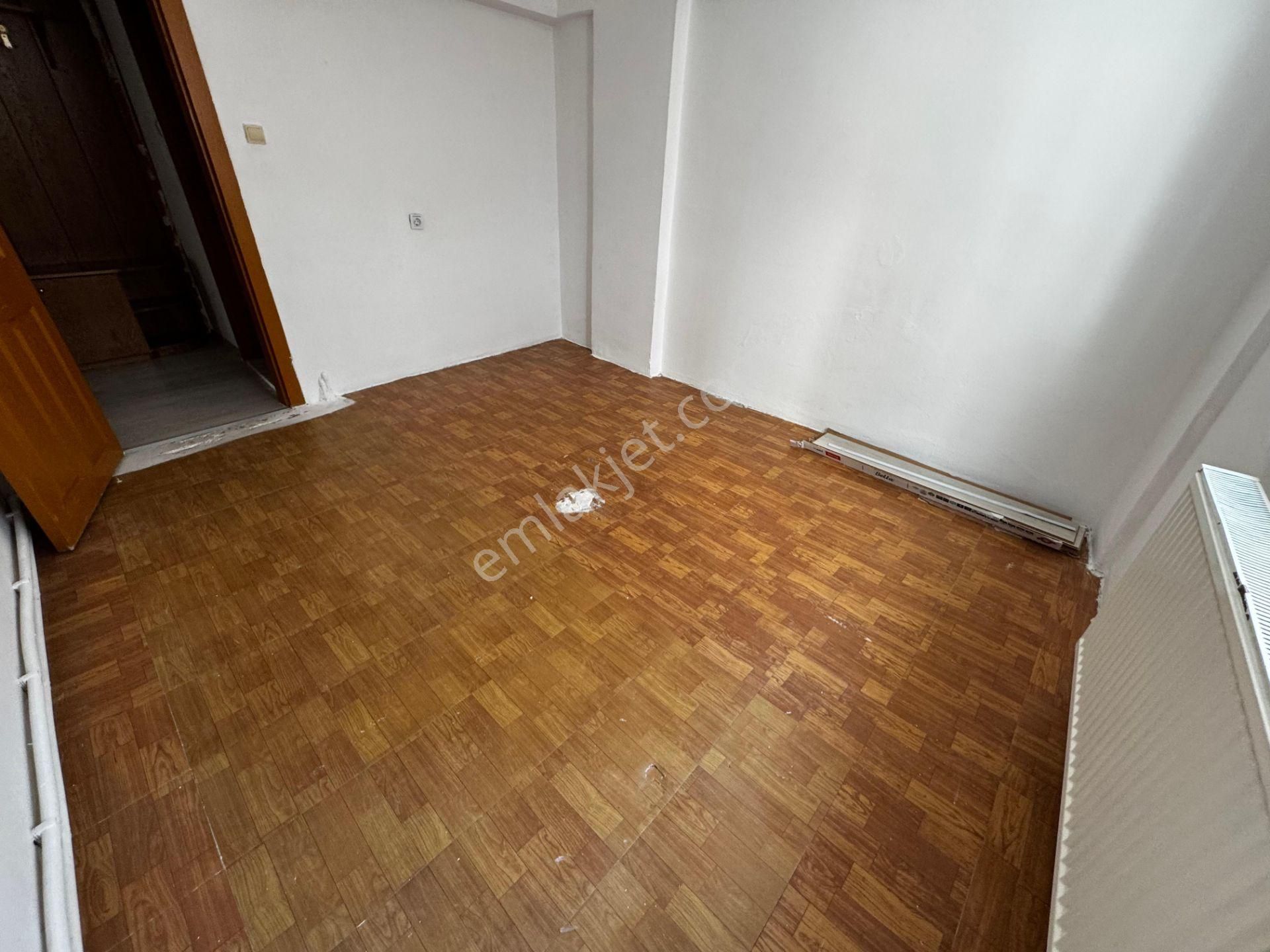 Es-as Emlaktan Selçukluda Ara Katta 3+1 Kiralık Daire - Görsel 17