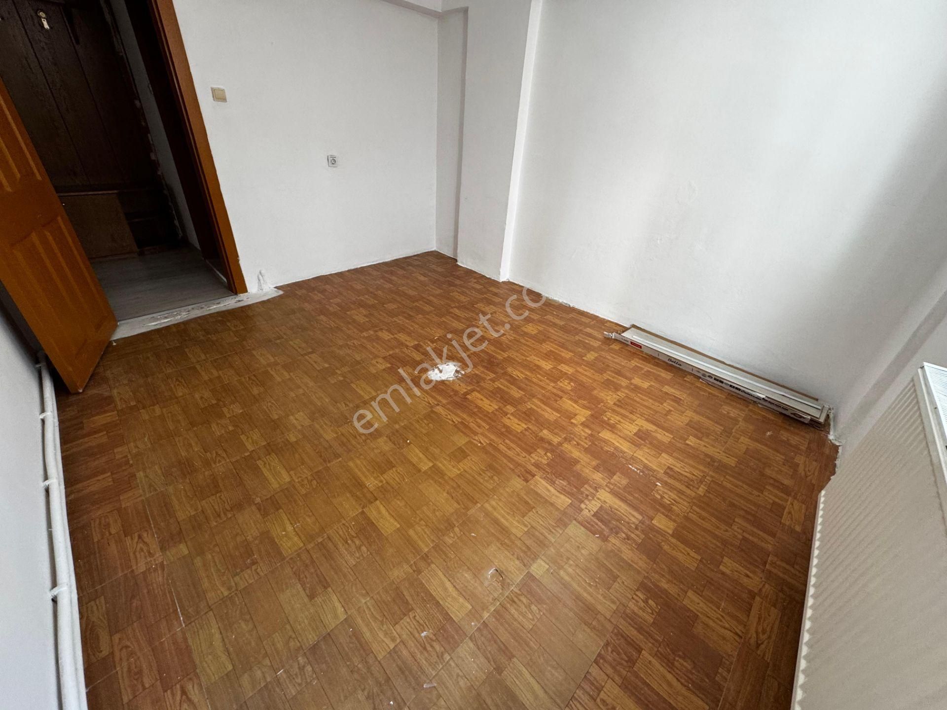 Es-as Emlaktan Selçukluda Ara Katta 3+1 Kiralık Daire - Görsel 18