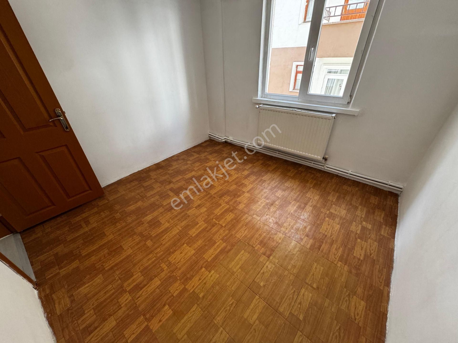 Es-as Emlaktan Selçukluda Ara Katta 3+1 Kiralık Daire - Görsel 15