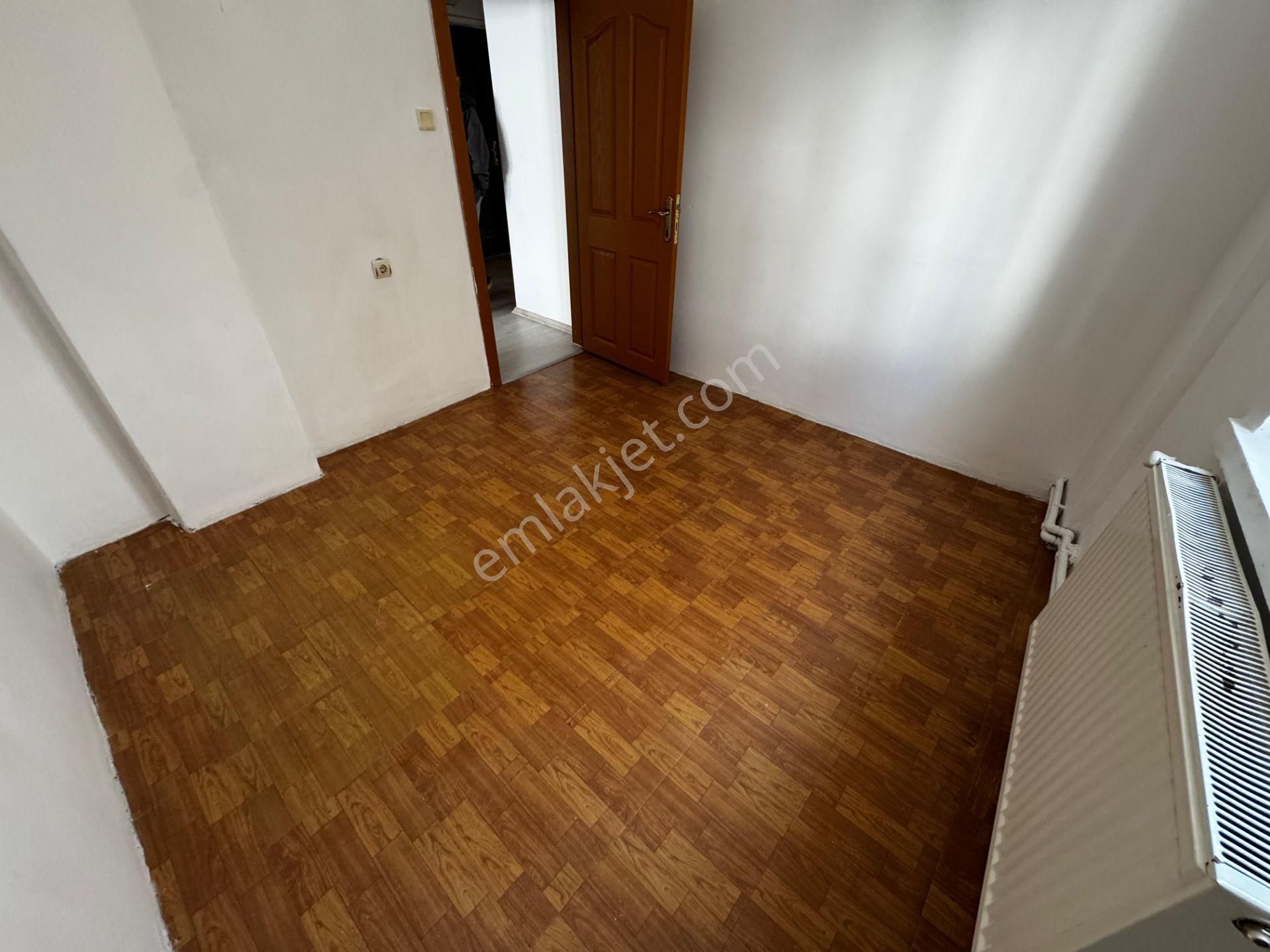 Es-as Emlaktan Selçukluda Ara Katta 3+1 Kiralık Daire - Görsel 23
