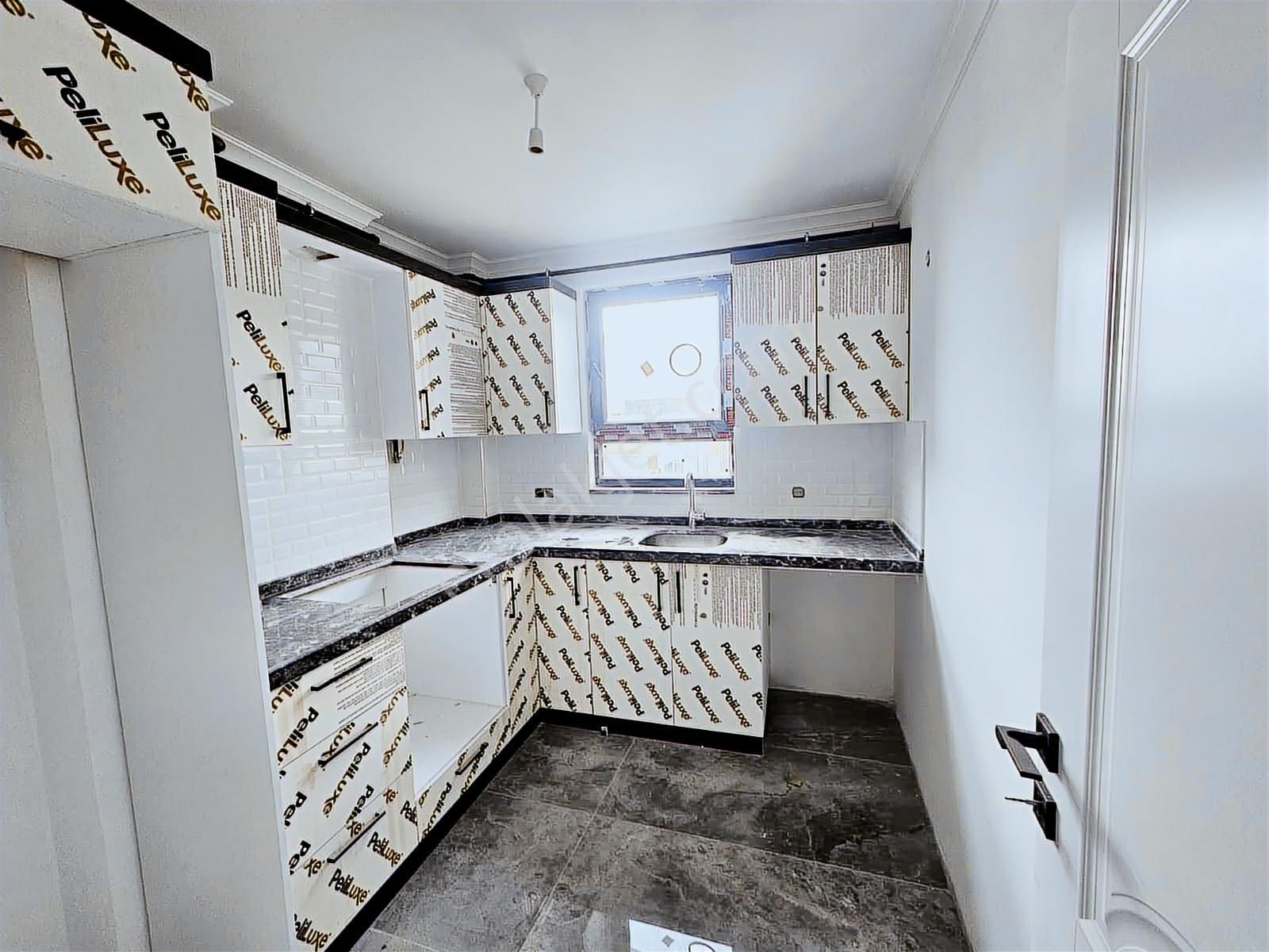 Yazlık Tadında Denize Yakın Satılık 2+1 Daire - Görsel 28