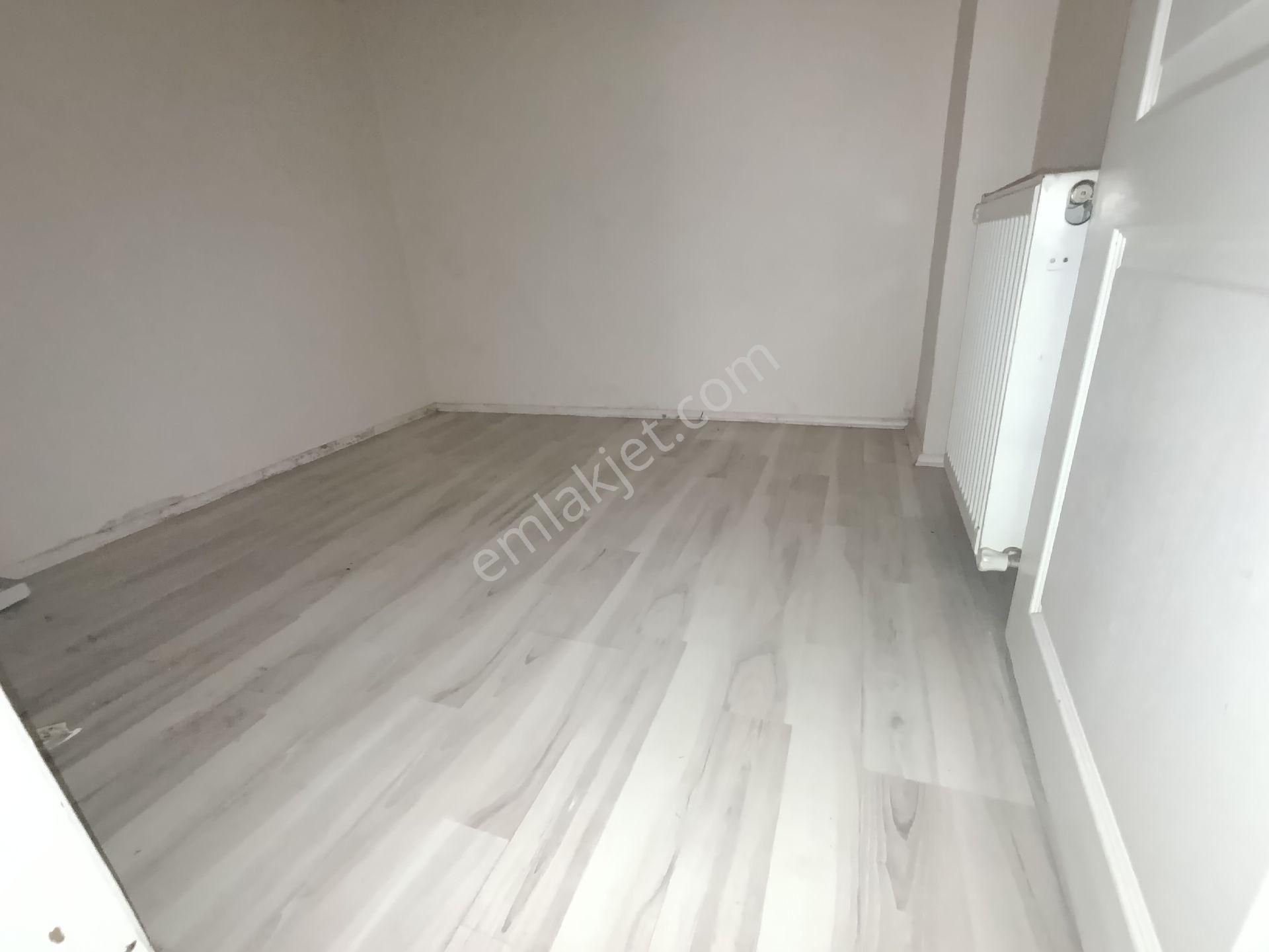 Pendik Esenyalı Merkezde Anacadde Yakın Kiralık 3+1 100m2 Balkonlu Daire - Görsel 22