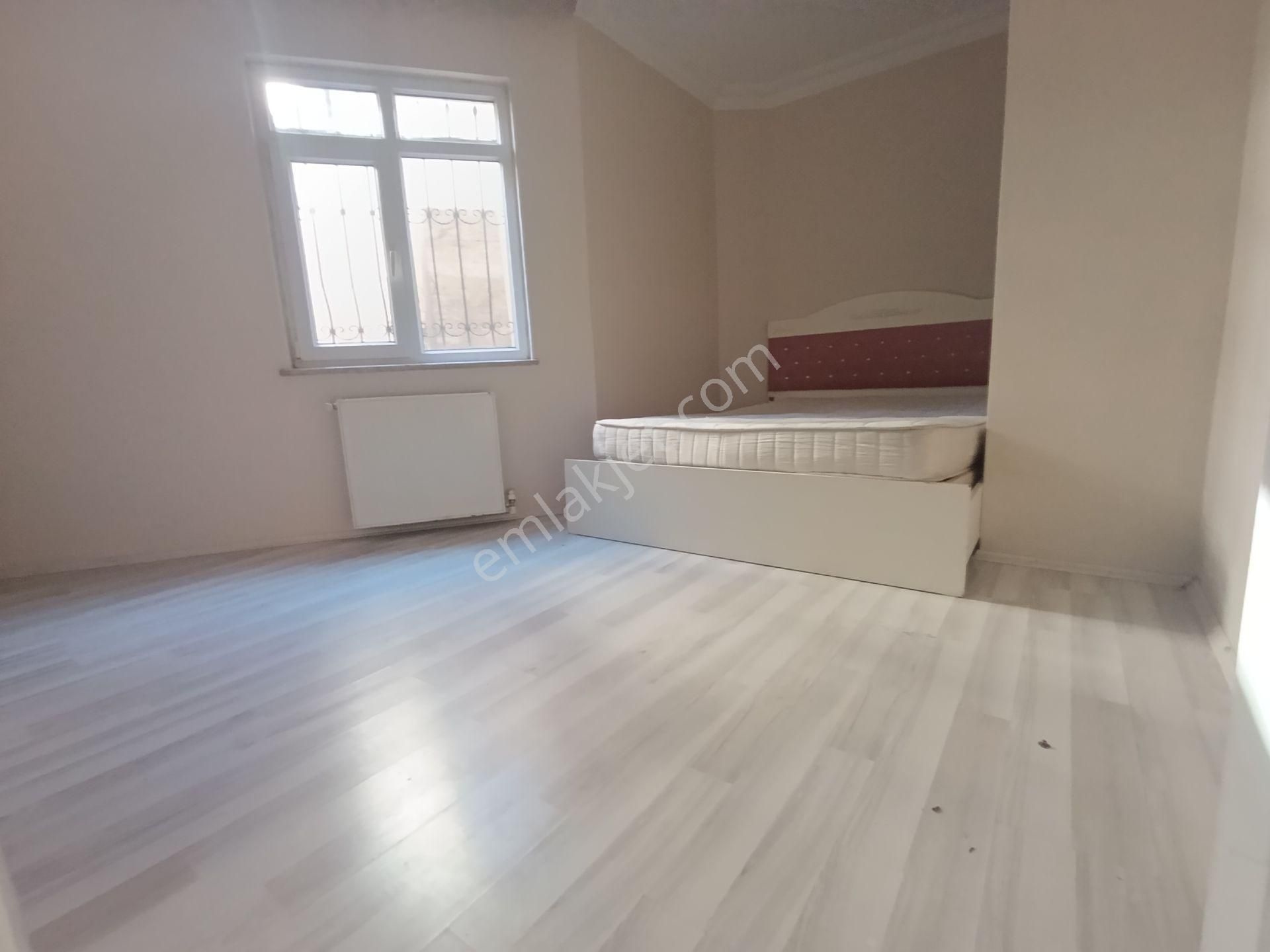 Pendik Esenyalı Merkezde Anacadde Yakın Kiralık 3+1 100m2 Balkonlu Daire - Görsel 9