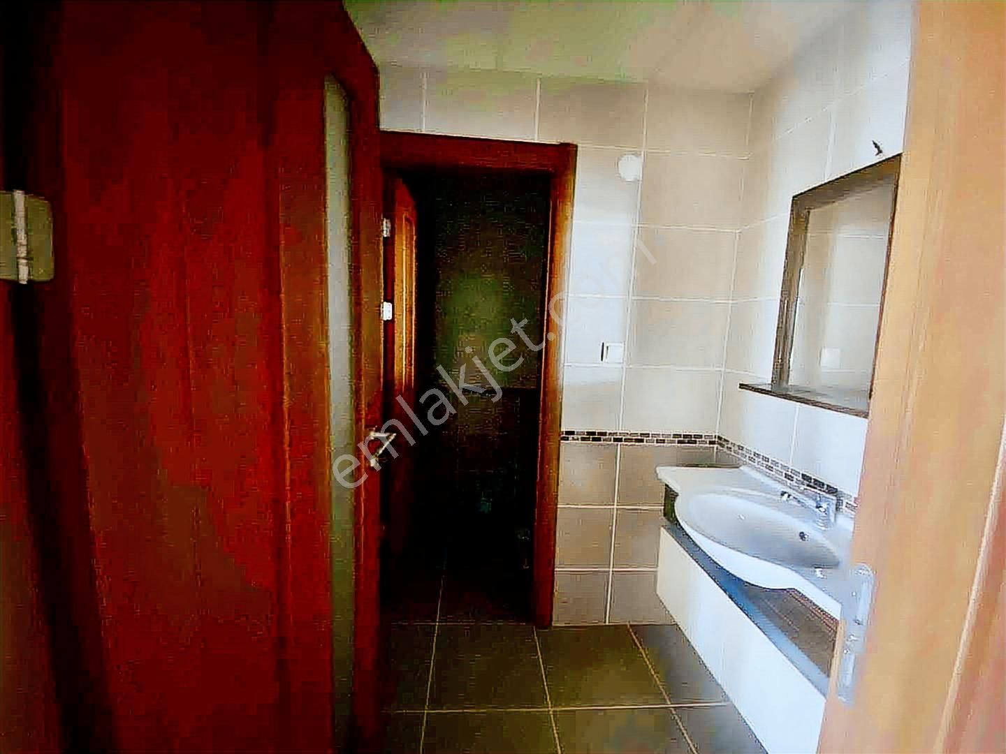 Asuman Mütevellioğlu'ndan Satılık Manzaralı 4+1 Site Dairesi - Görsel 11