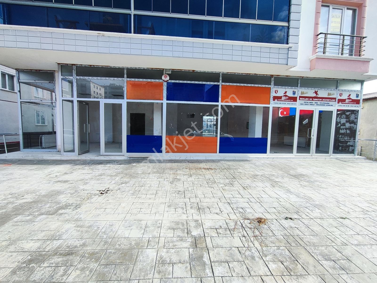 İlkadım Kalkancı Karasamsun Mah. Yola Cephe Kiralık 300m² Dükkan