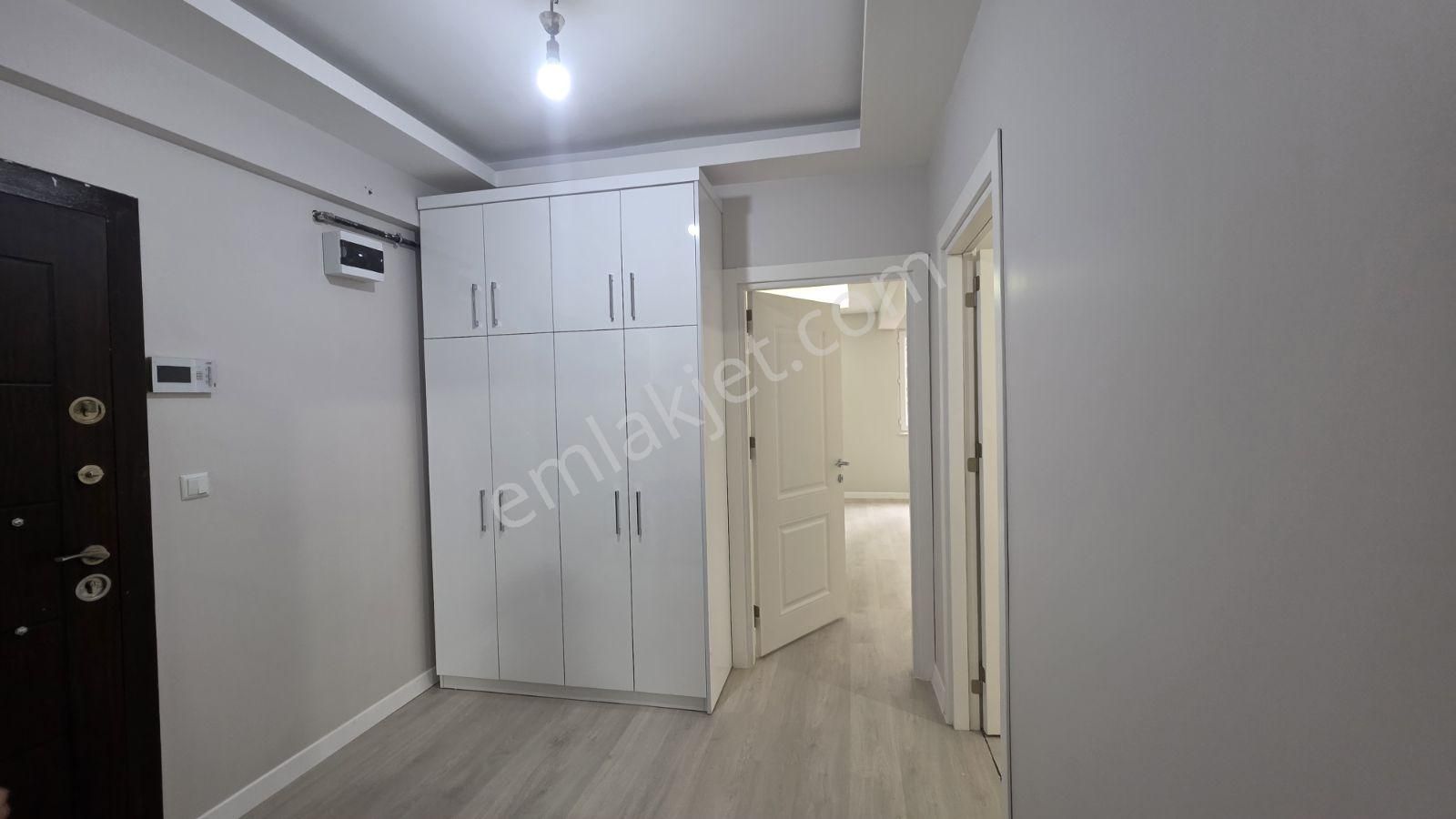 İlkadım Merkezi Konumda Yenilenmiş 2+1satılık Yada Kiralık Daire - Görsel 5