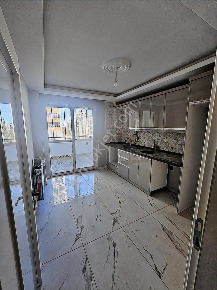 Harika Konum Sıfır 3+1 Daire - Görsel 9