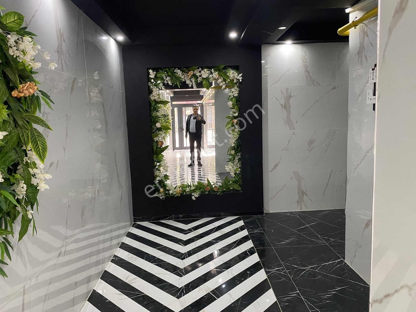 Atakum Körfez Mahallesinde Prestijli Sitede Satılık 1+1 Daire - Görsel 28