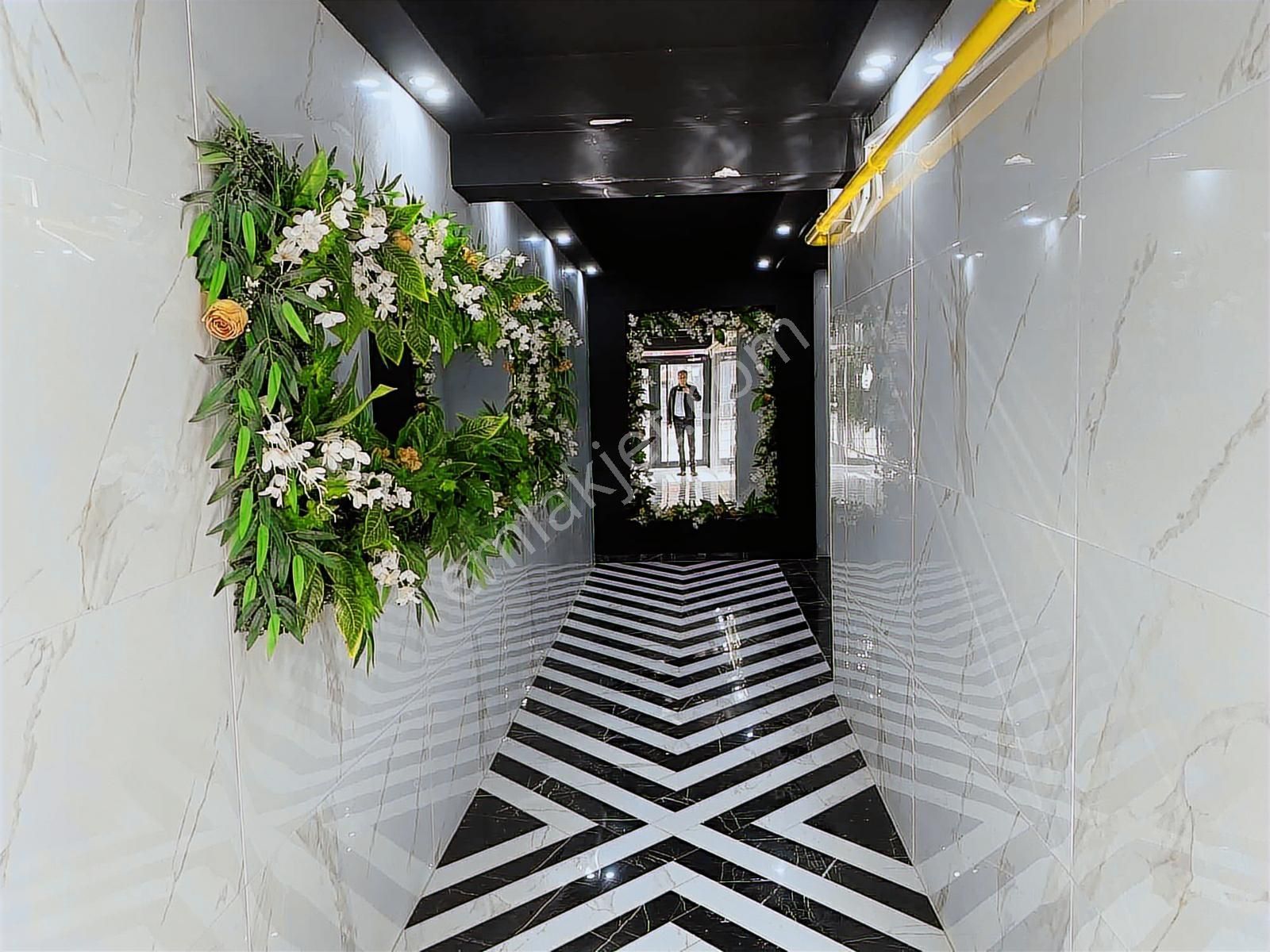 Atakum Körfez Mahallesinde Prestijli Sitede Satılık 1+1 Daire - Görsel 8