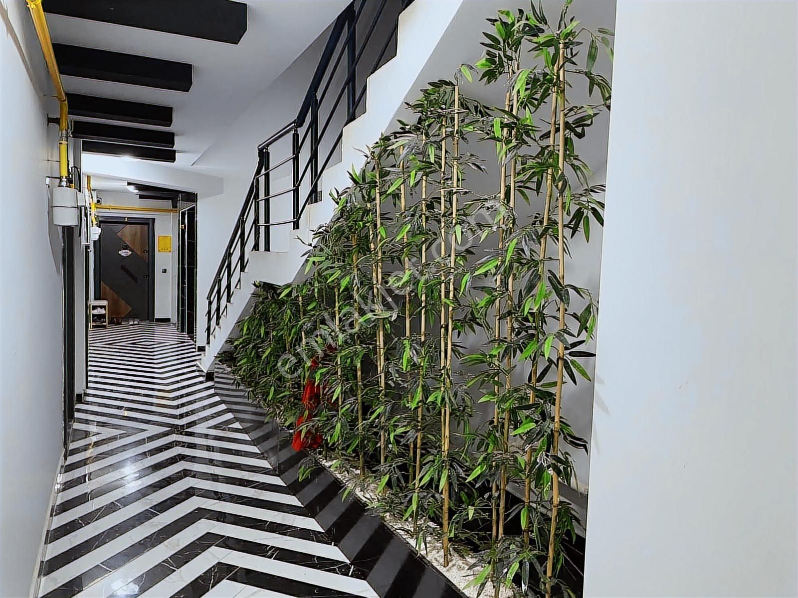 Atakum Körfez Mahallesinde Prestijli Sitede Satılık 1+1 Daire - Görsel 32