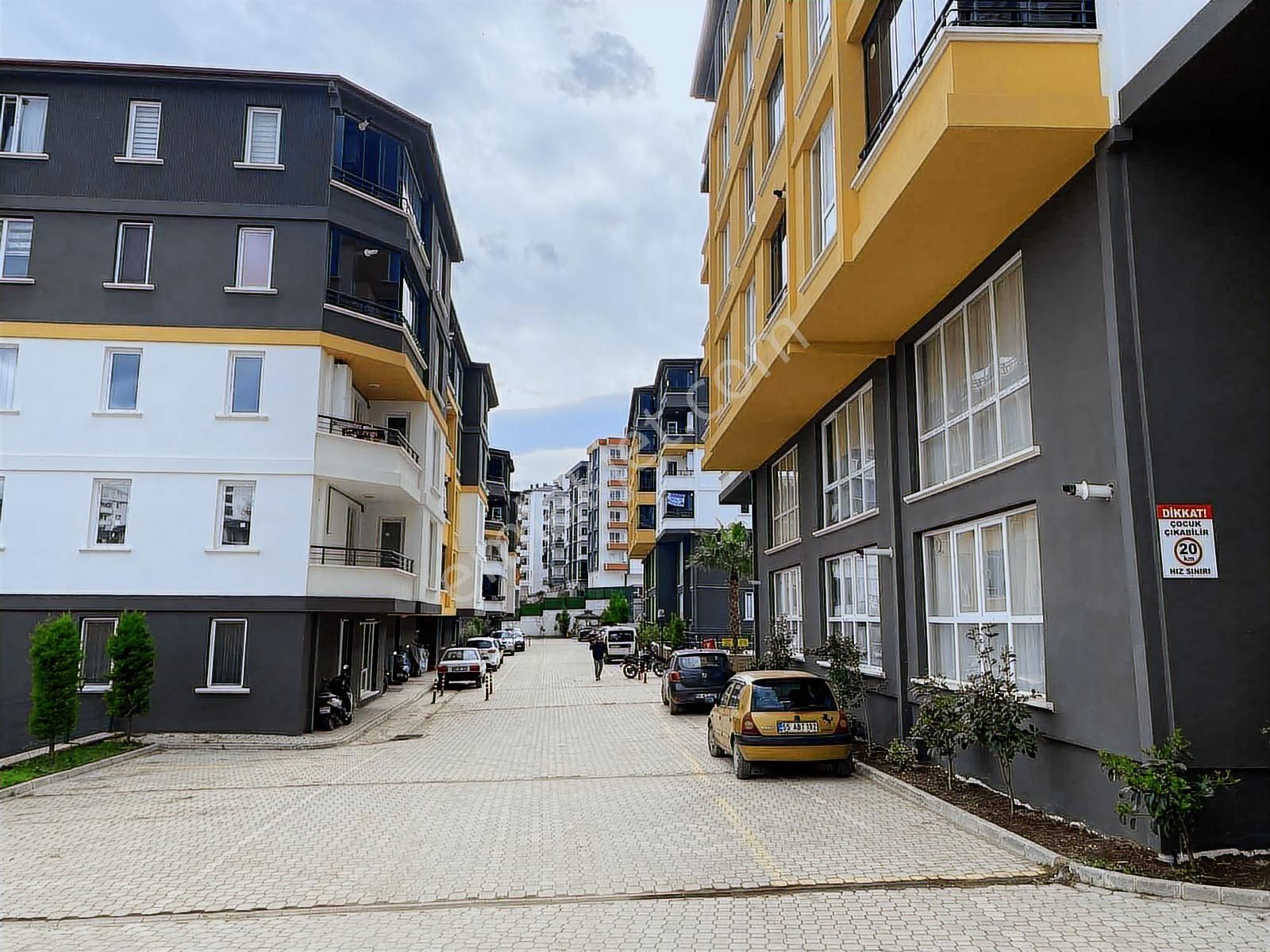 Atakum Körfez Mahallesinde Prestijli Sitede Satılık 1+1 Daire - Görsel 20