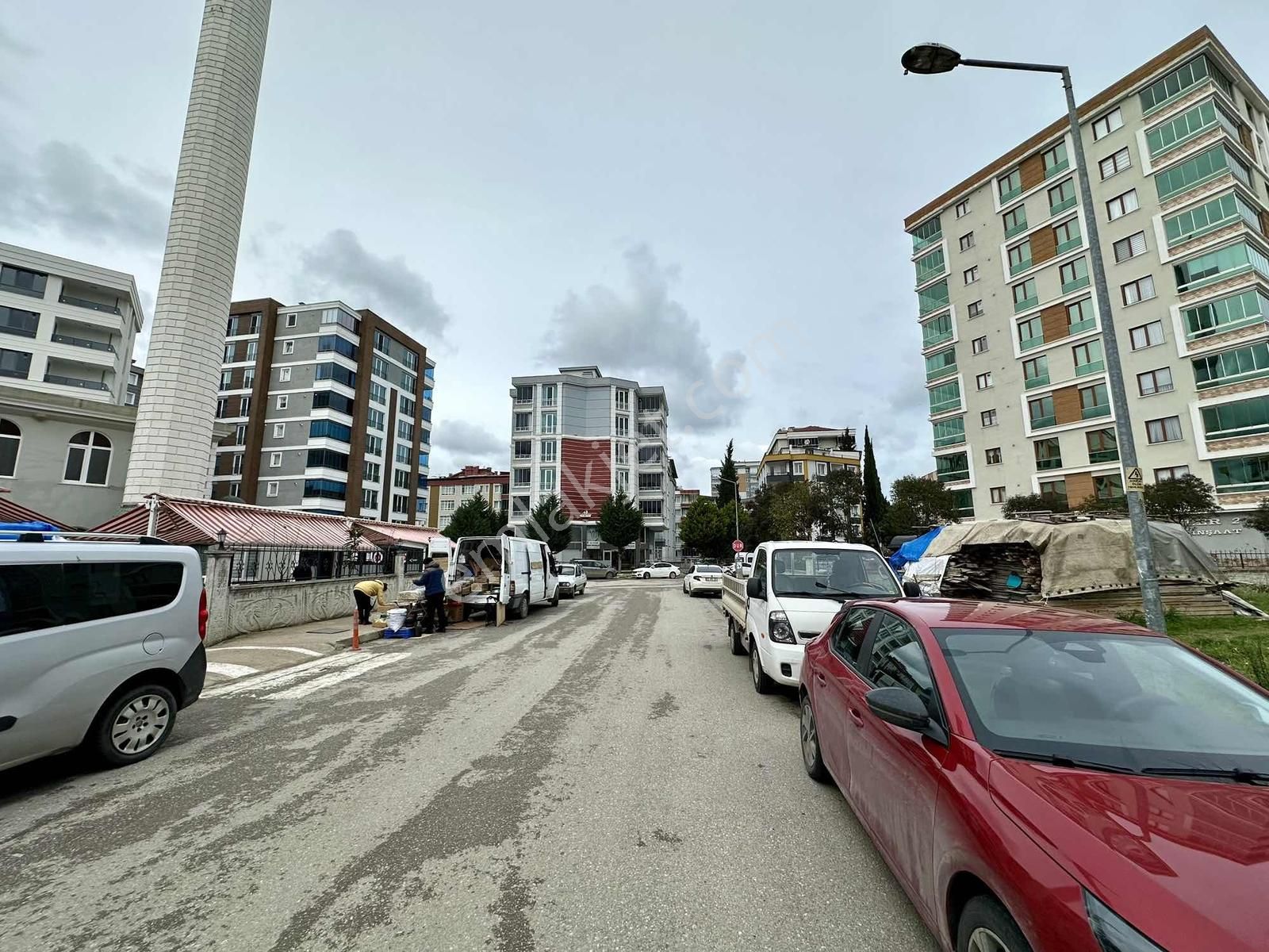 Rayrının Altında Satılık 1+1 Emin Evim Şartlarına Uygundur - Görsel 3