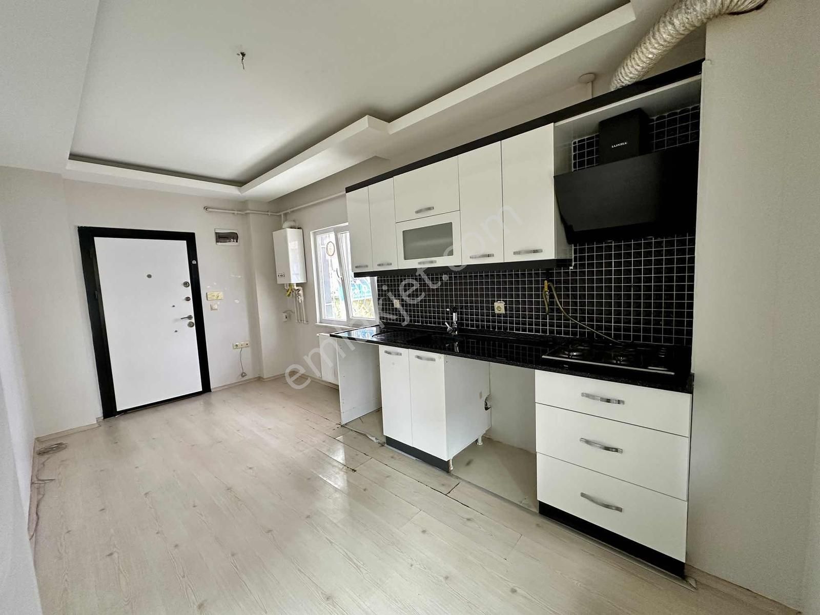 Rayrının Altında Satılık 1+1 Emin Evim Şartlarına Uygundur - Görsel 20