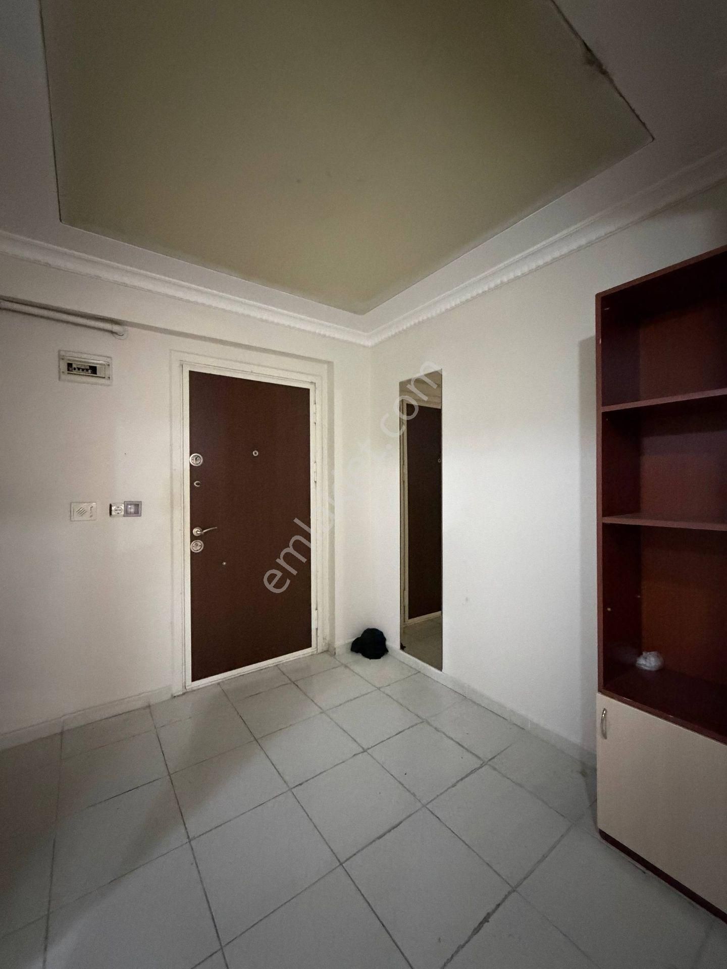Esenyurt Mehterçeşme Mahallesi 2+1 Kiralık Boş Daire 1.kat Arka Cephe Metrobüse Yürüme Mesafesinde - Görsel 16